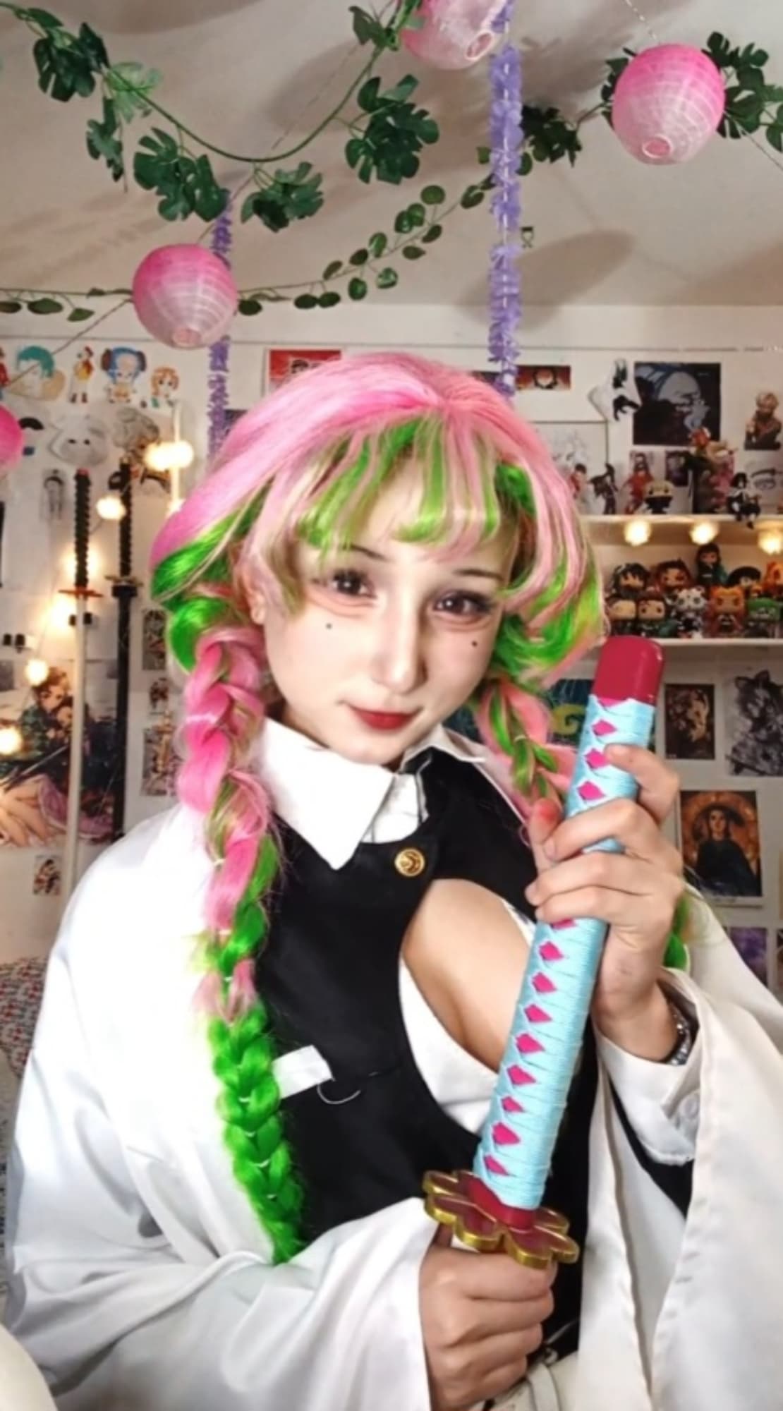 Mitsuri  - Photo 15