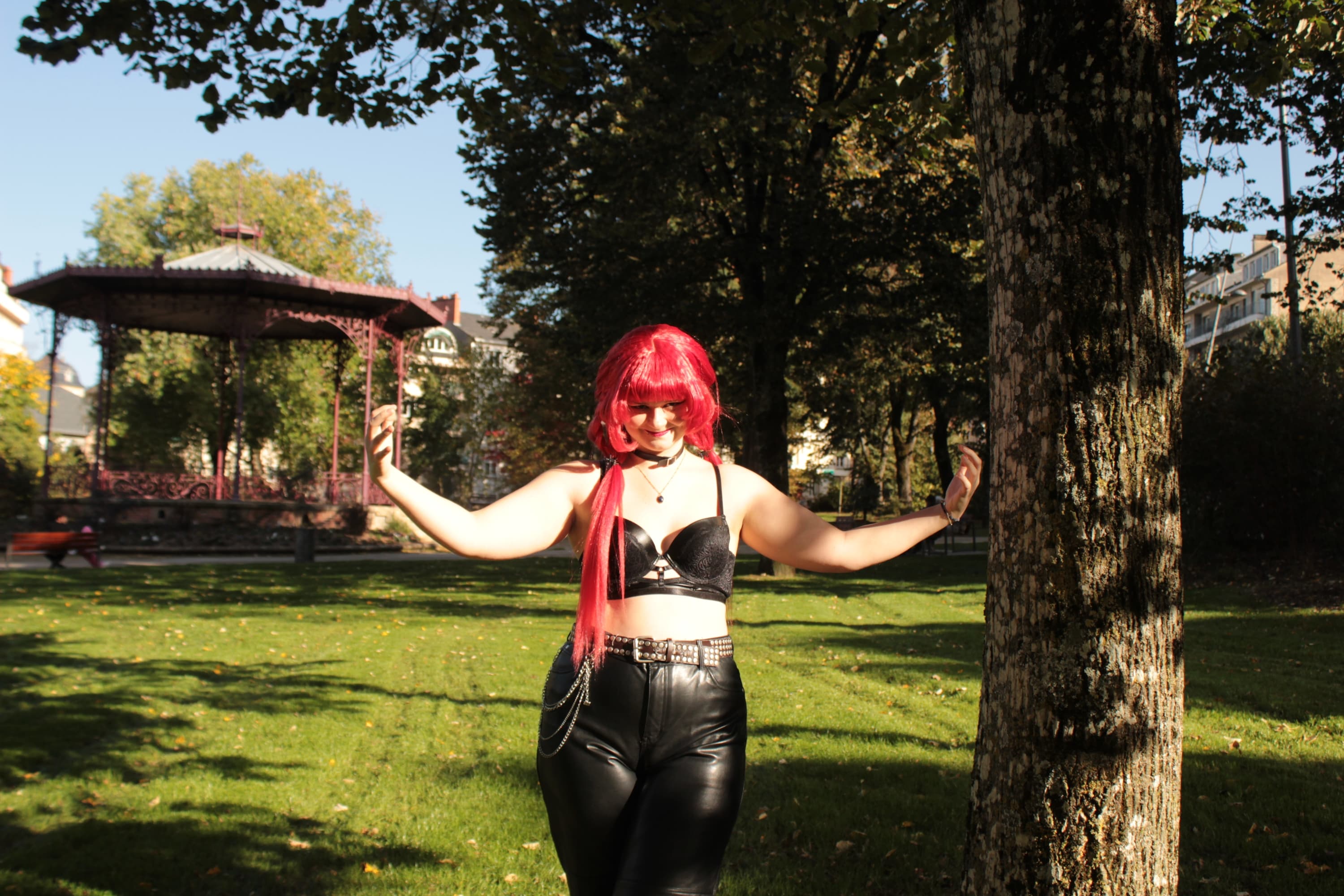 Nilou Rock - Photo 17