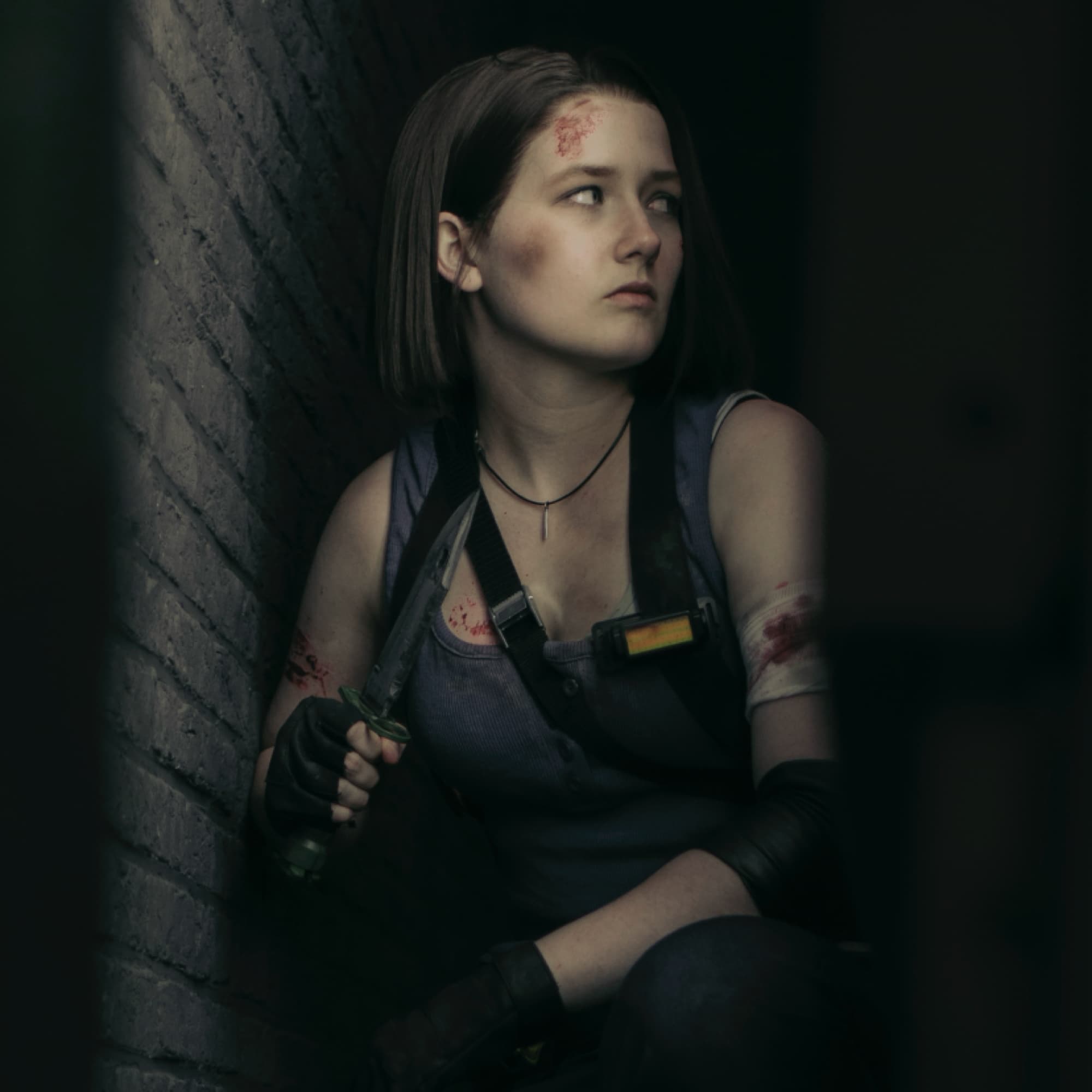 Jill Valentine - Resident Evil cosplay photoshoot cover