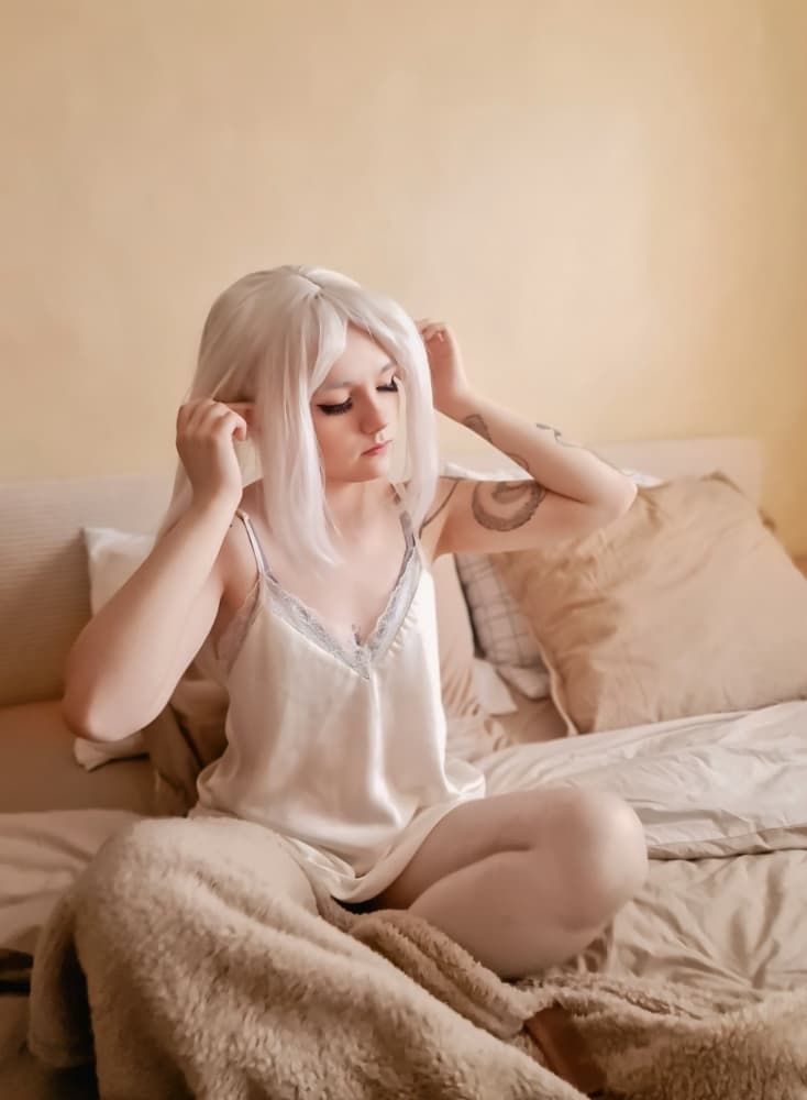 Frieren sleeping - Photo 11