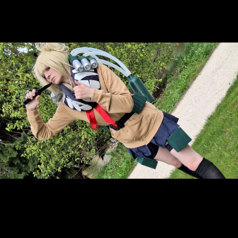 Himiko toga - My Hero Academia cosplay photoshoot cover