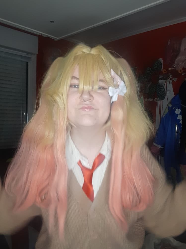 Saki Tenma - Photo 10