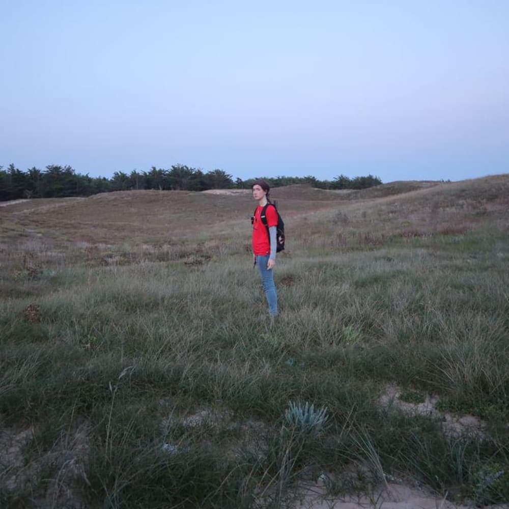 Ellie TLOU forest - The Last of Us cosplay photoshoot cover