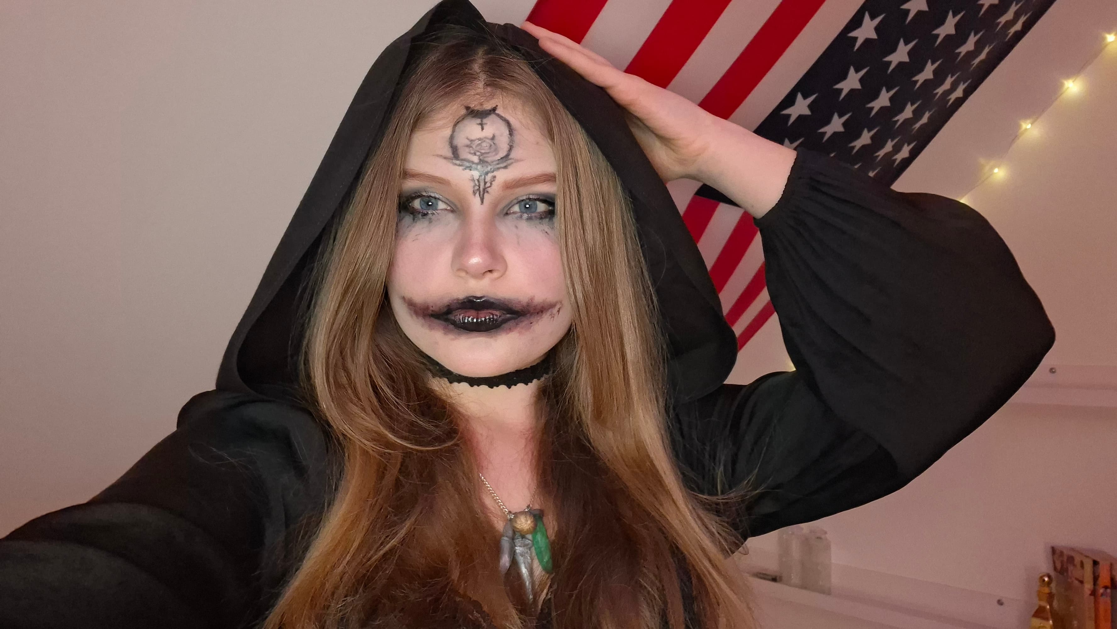 Bella Dimitrescu  - Photo 2