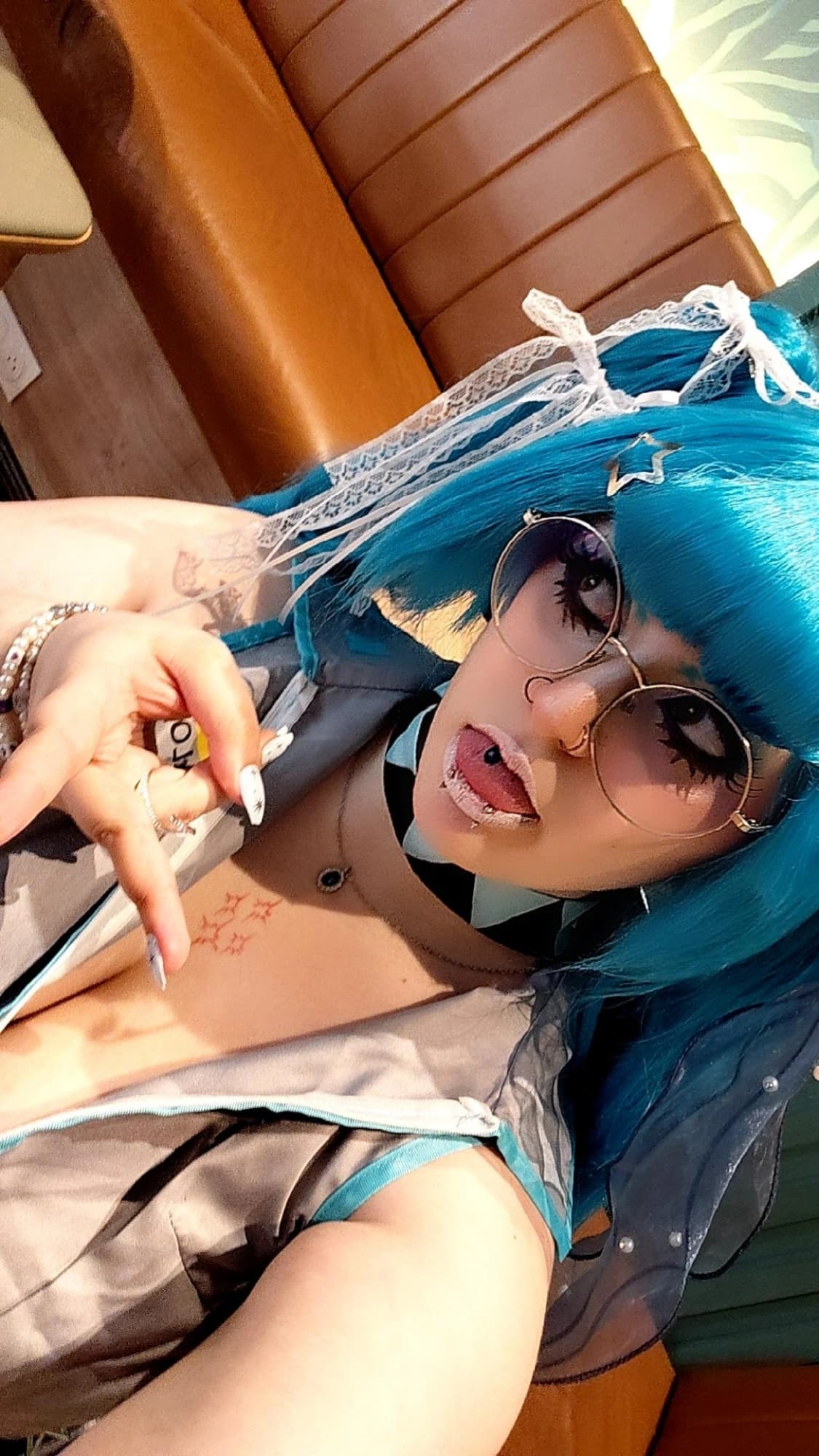 Miku Gyaru - Photo 1