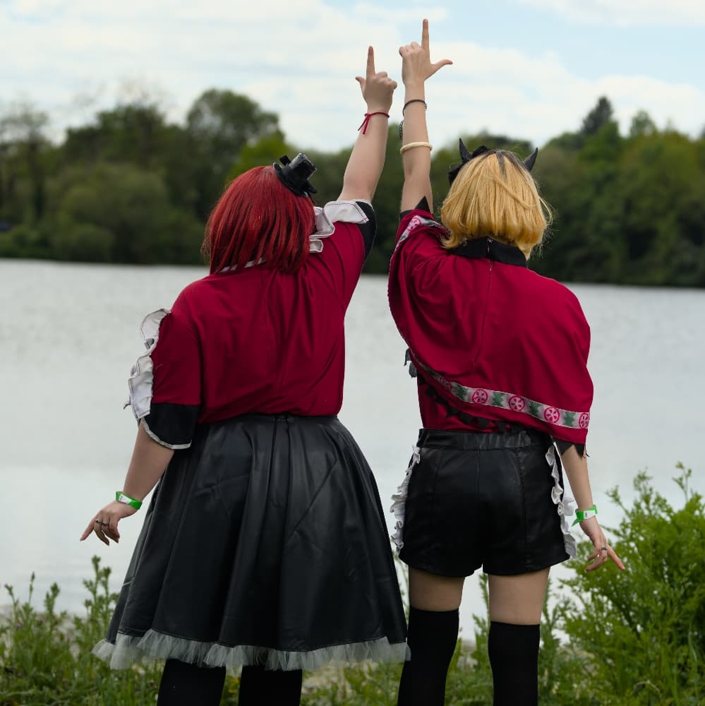 Oshi no ko - Oshi no Ko cosplay photoshoot cover