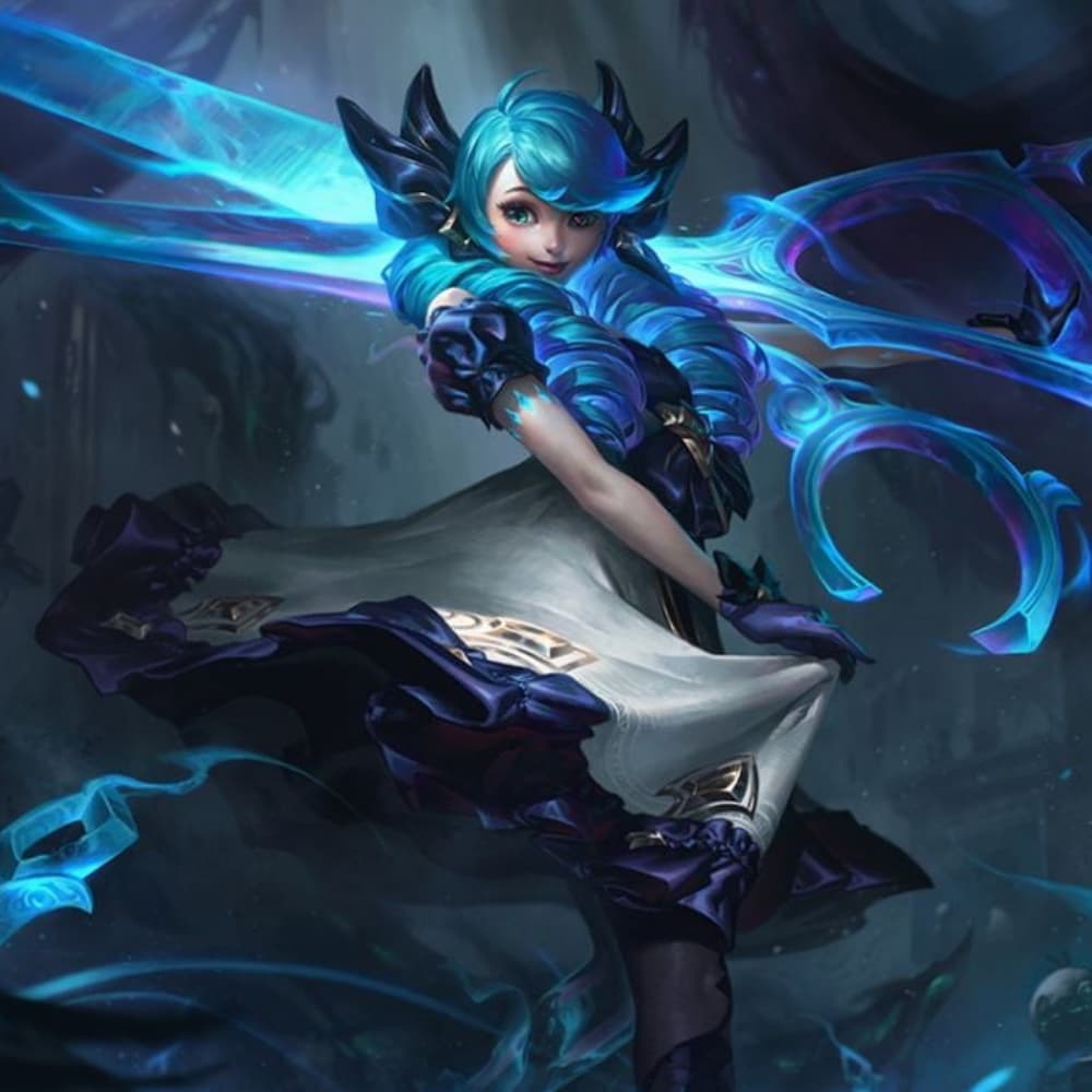 Gwen Hallowed Seamstress