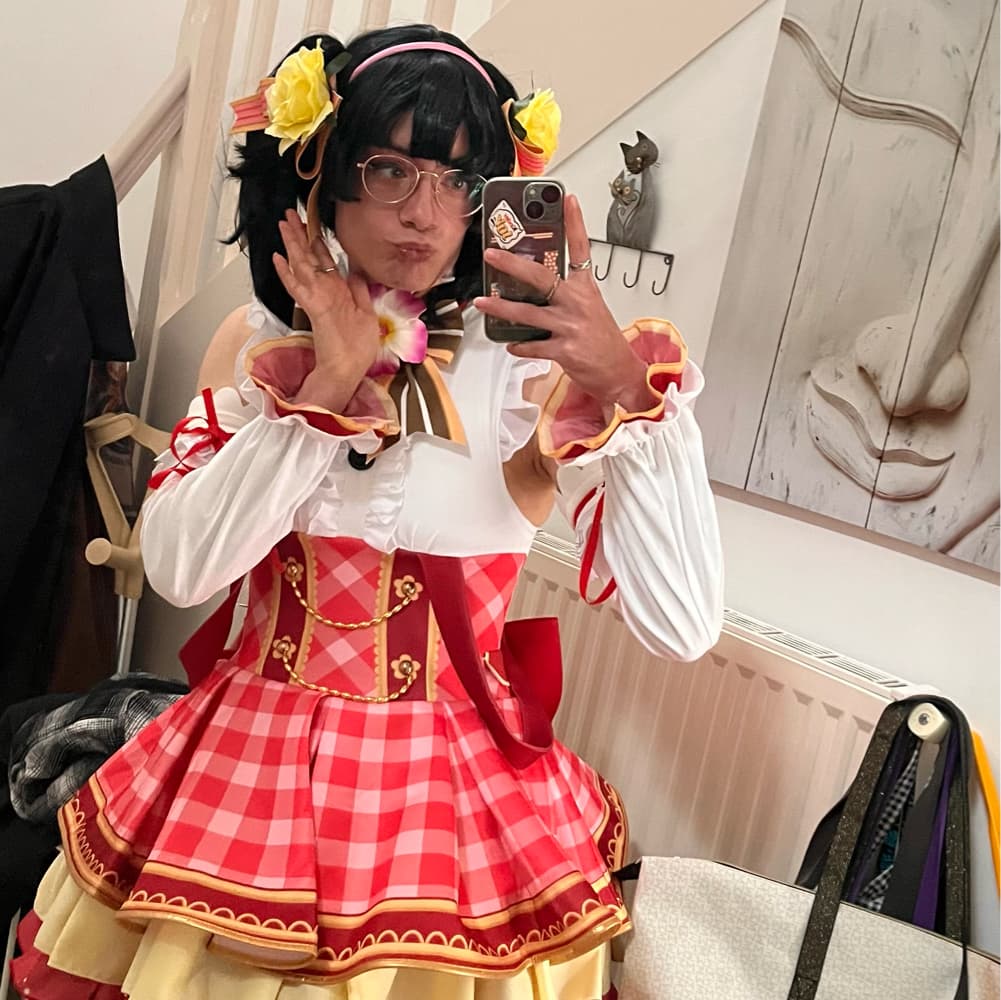 Flower bouquet Nico  - Love Live cosplay photoshoot cover