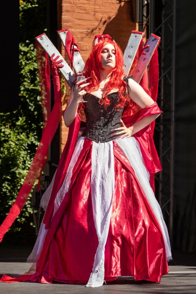 Olivia v1 - Photo 10