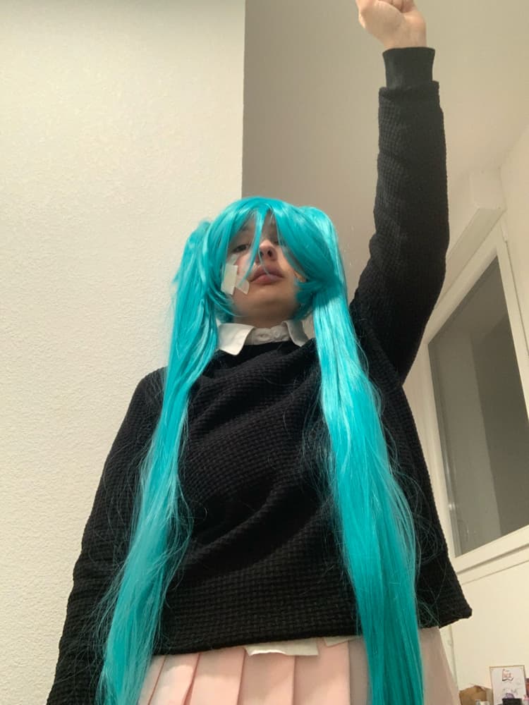 Shooting Miku - Photo 5