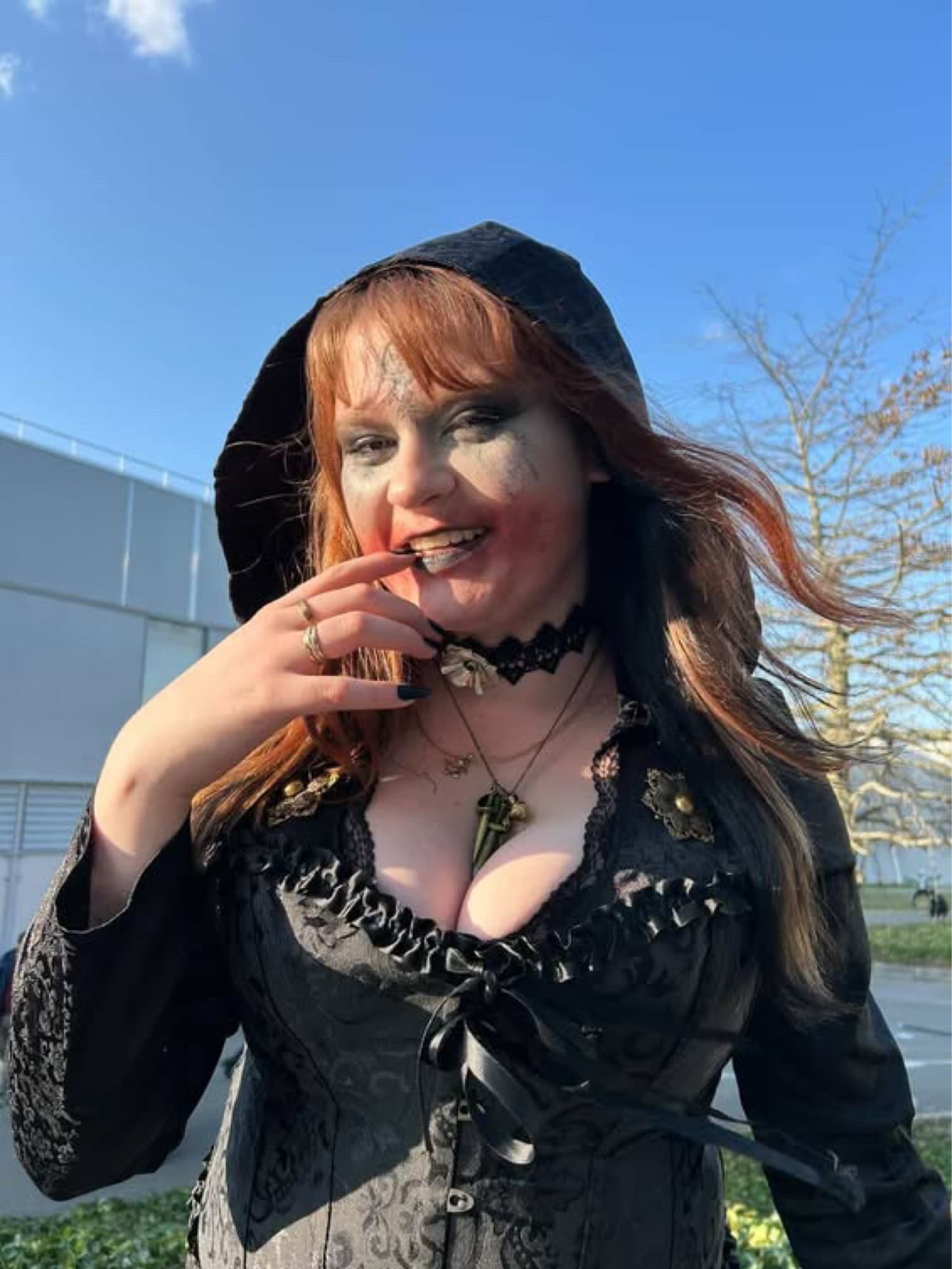 Daniela Dimitrescu 4 - Photo 2