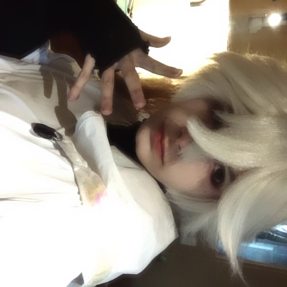 Medicine pocket  - Reverse: 1999 cosplay photoshoot cover