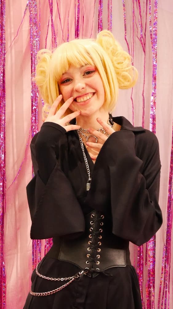 Toga Himiko casual