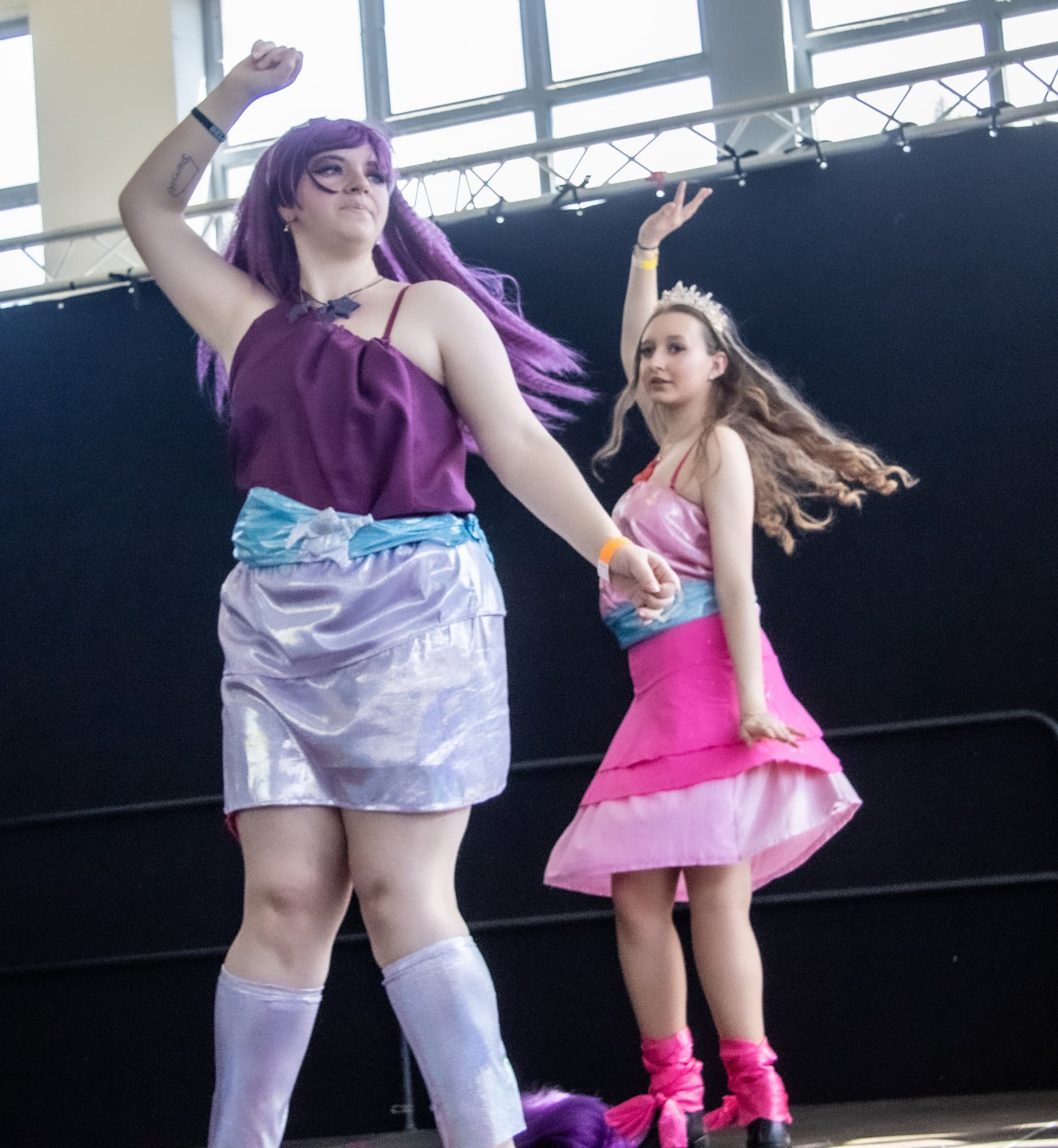 Keira et Tori - Photo 2