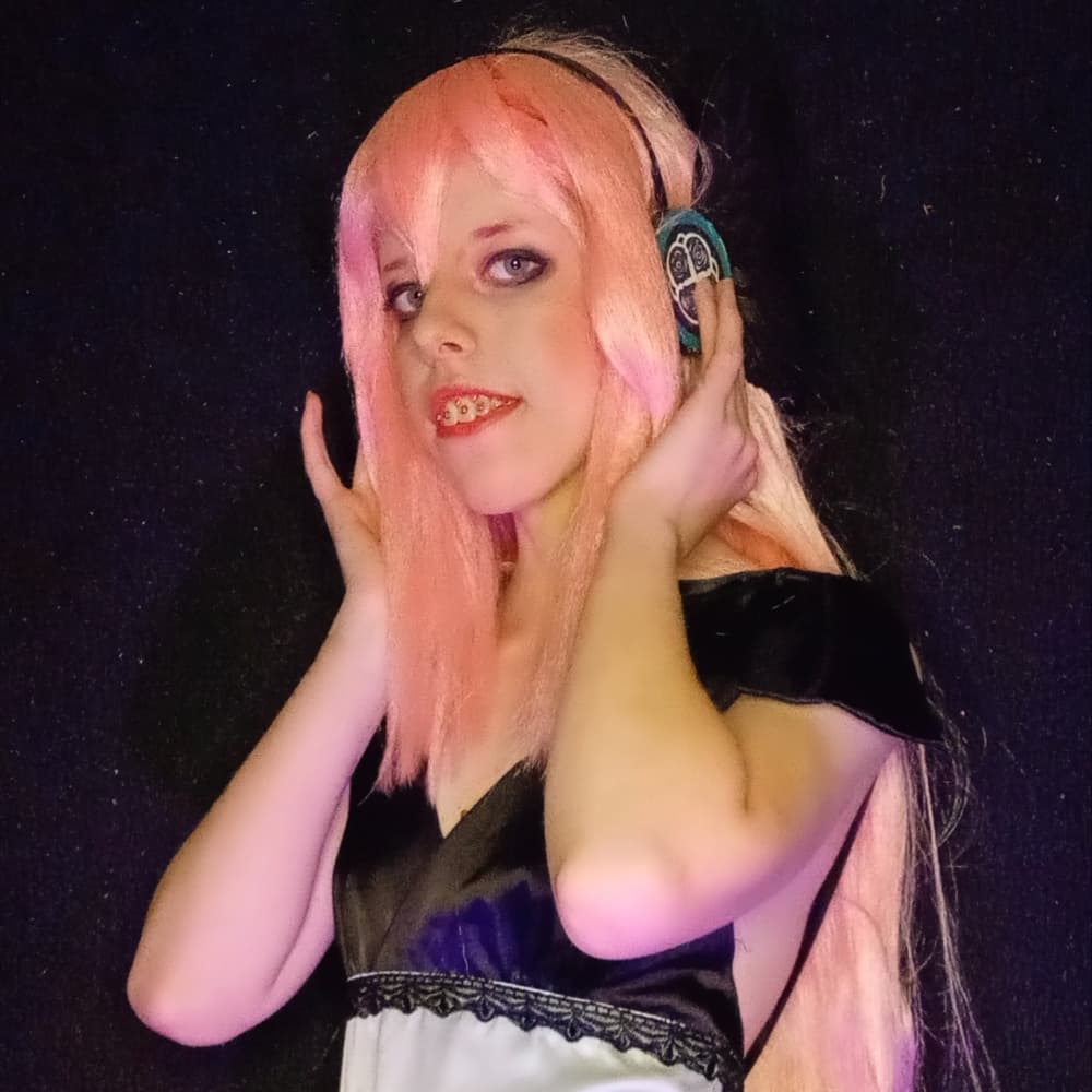Megurine Luka Magnet - Vocaloid cosplay photoshoot cover