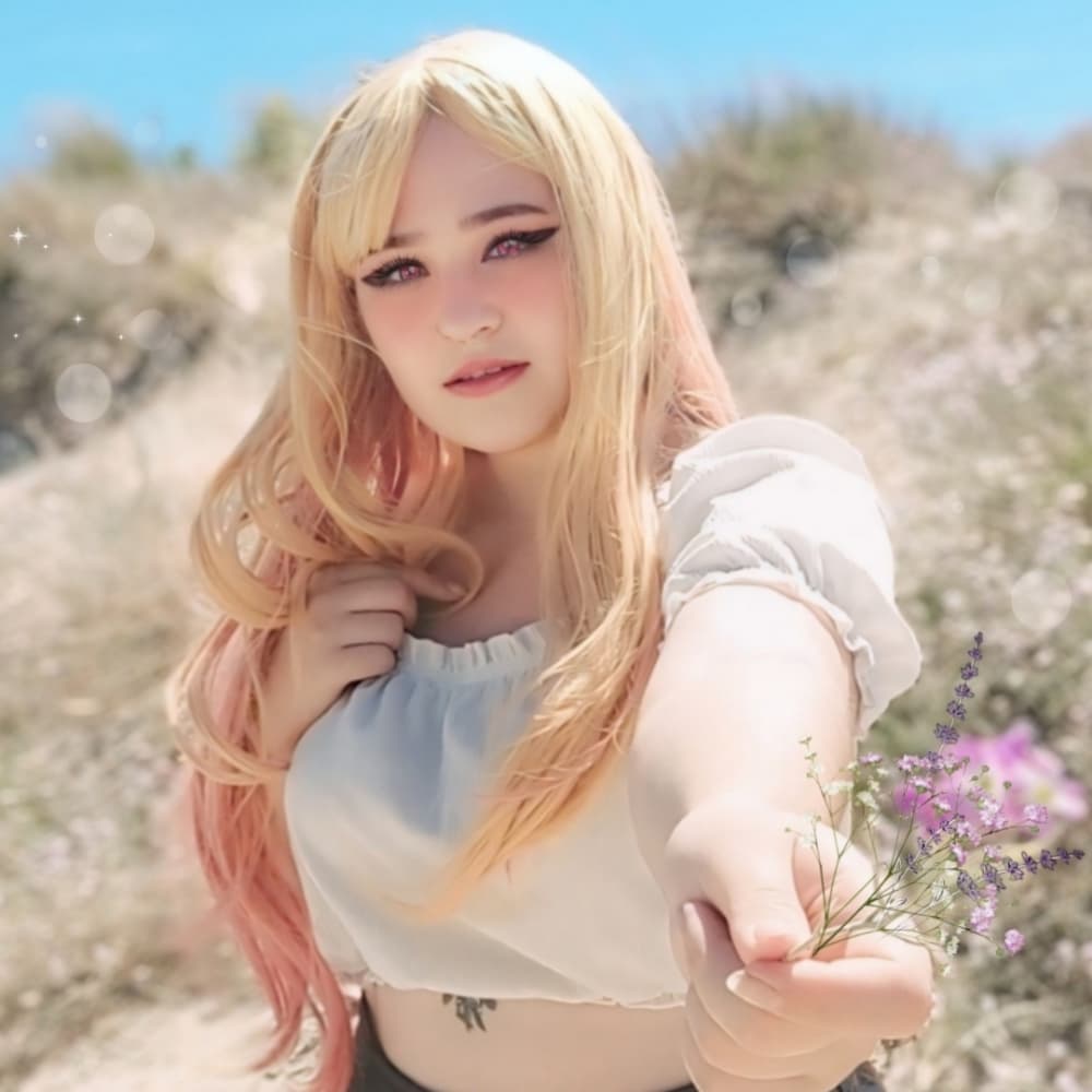 Marine Kitagawa  - My Dress-Up Darling cosplay photoshoot cover