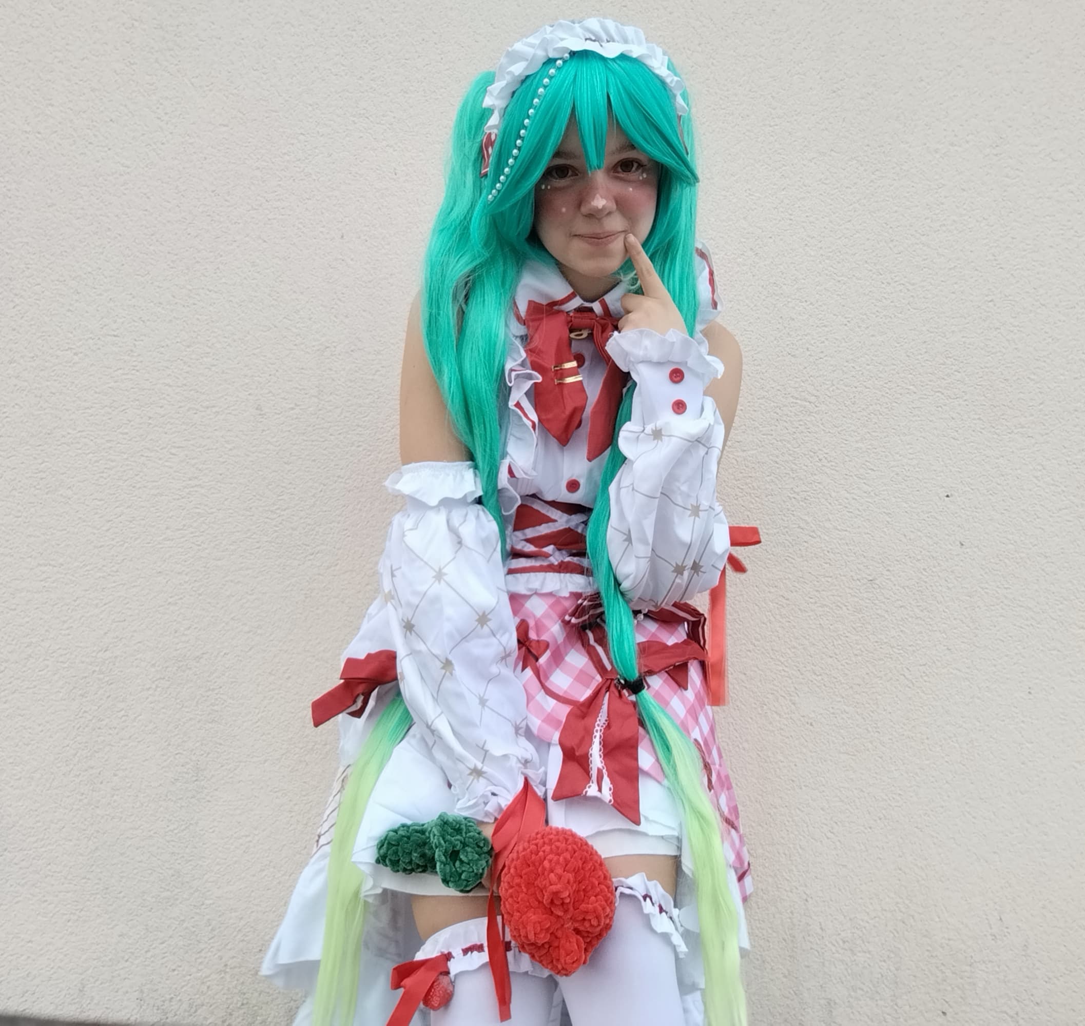 Strawberry Miku 🍓💚 - Photo 32