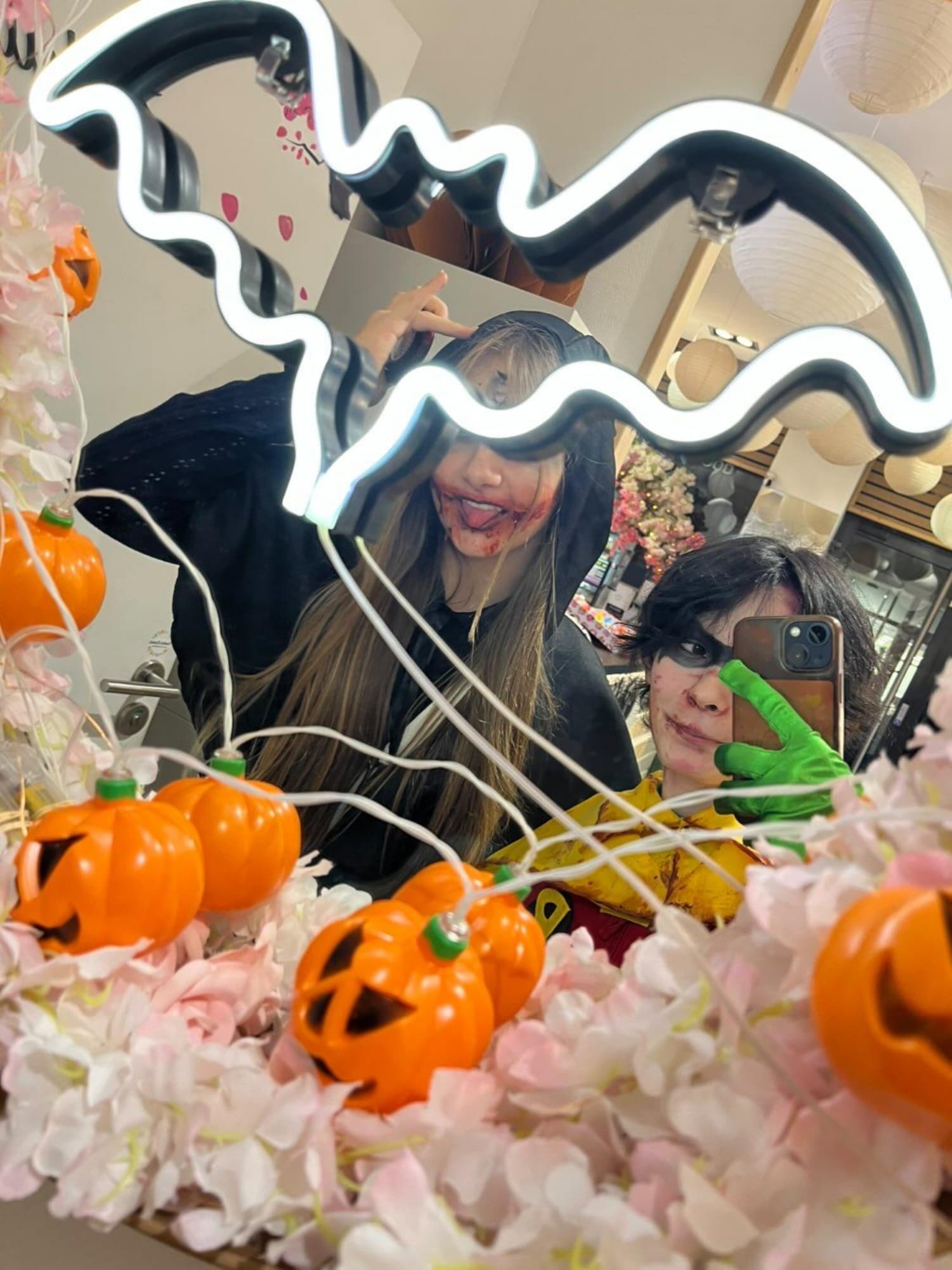 Bela Dimitrescu - Photo 21