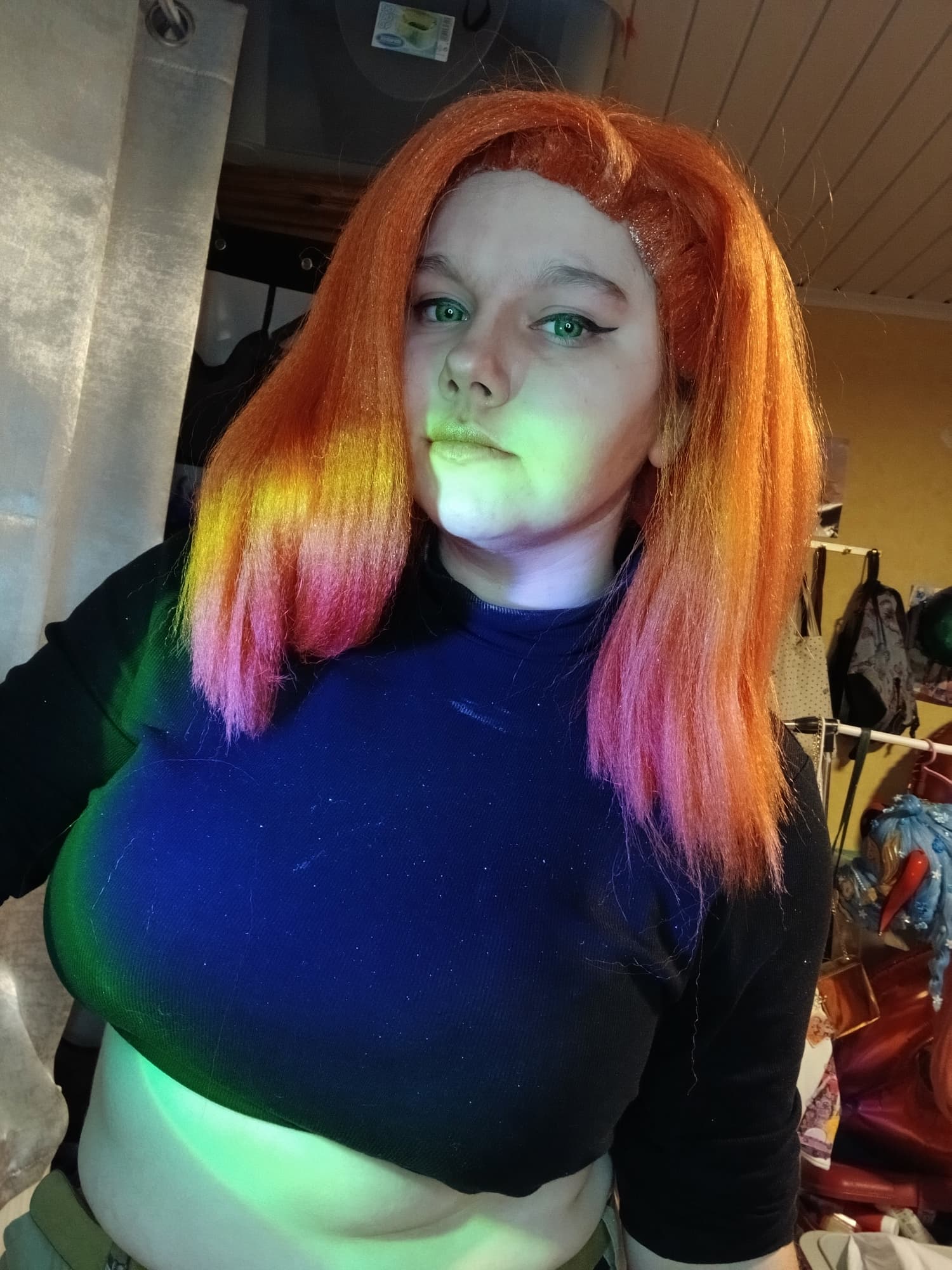 Kim at home - Photo 13