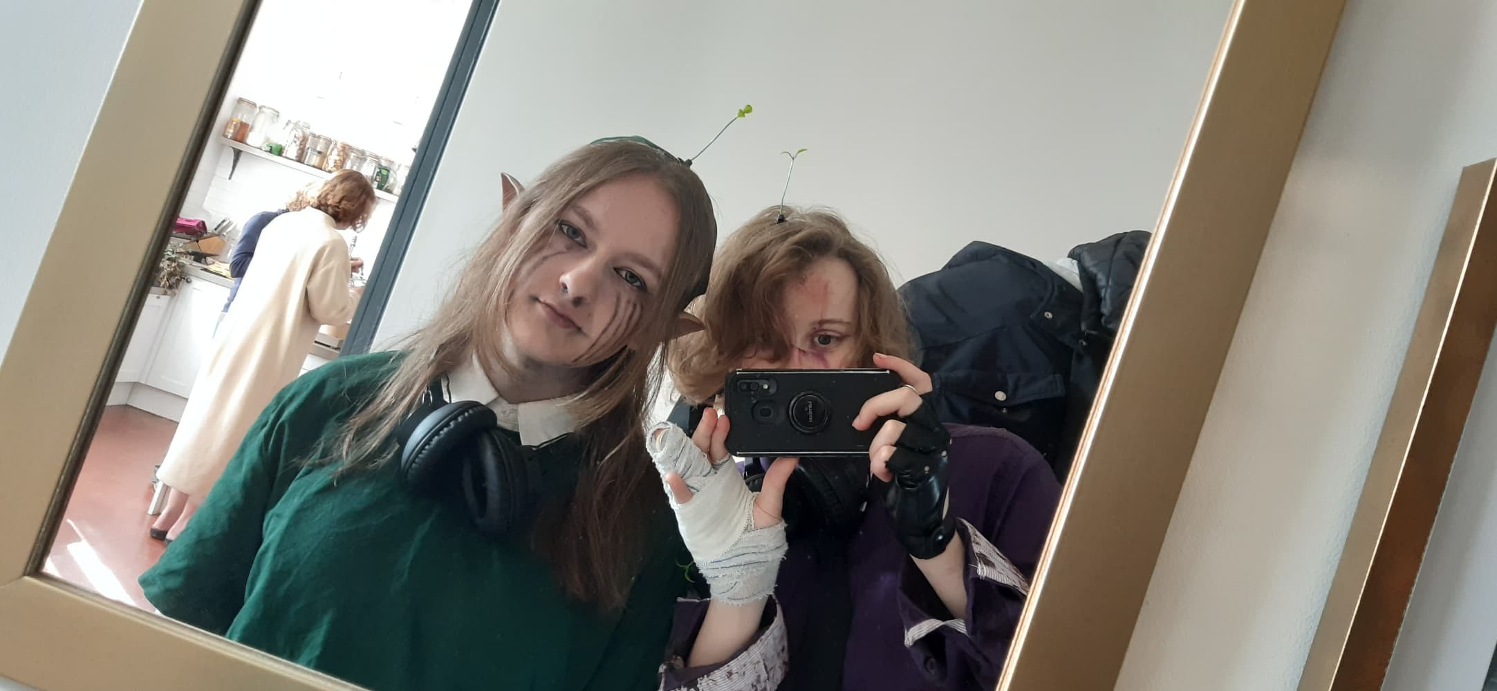 Micheal afton (dead) - Photo 1