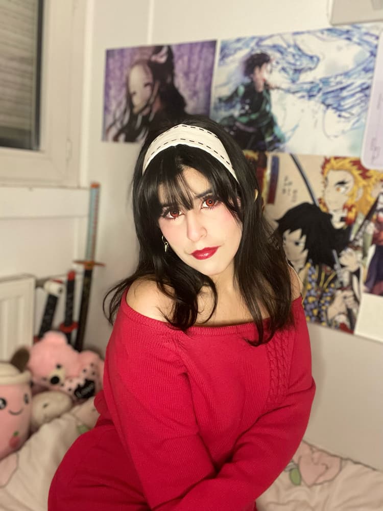 Yor Forger - Photo 53