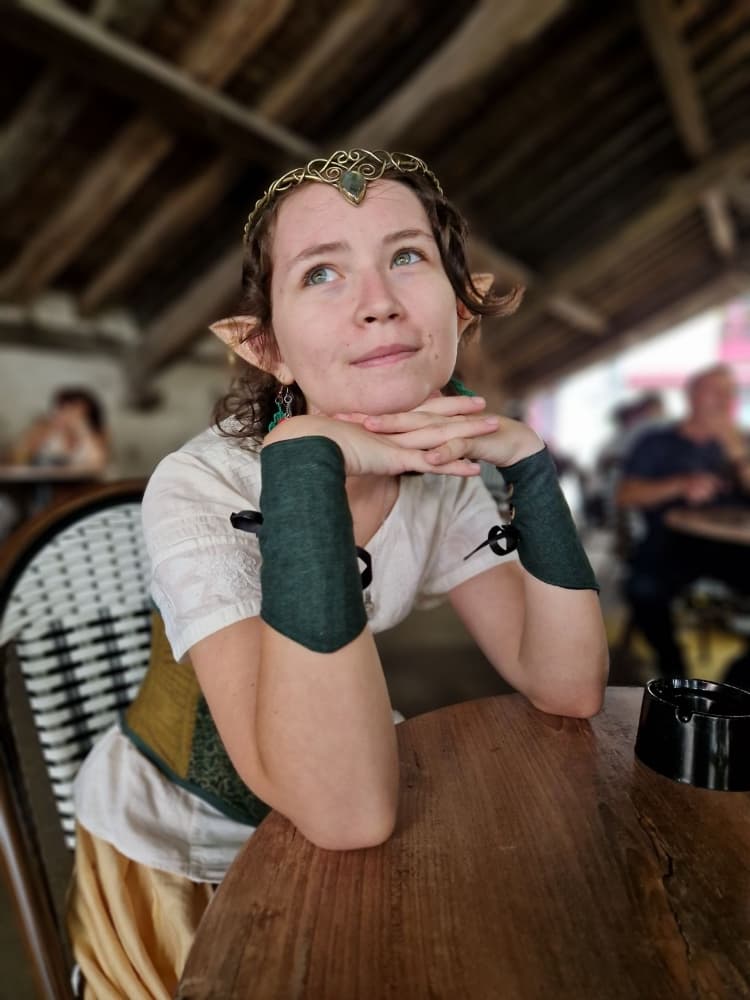 Hellen (OC) - Photo 5