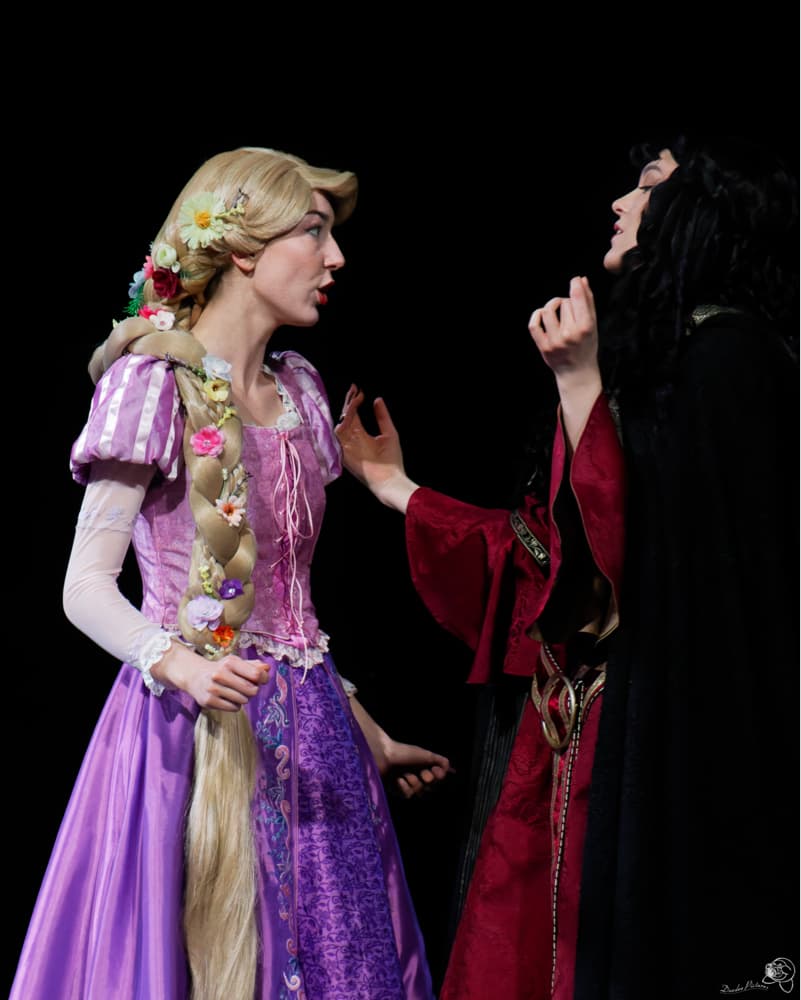 Show Cosplay  - Photo 2