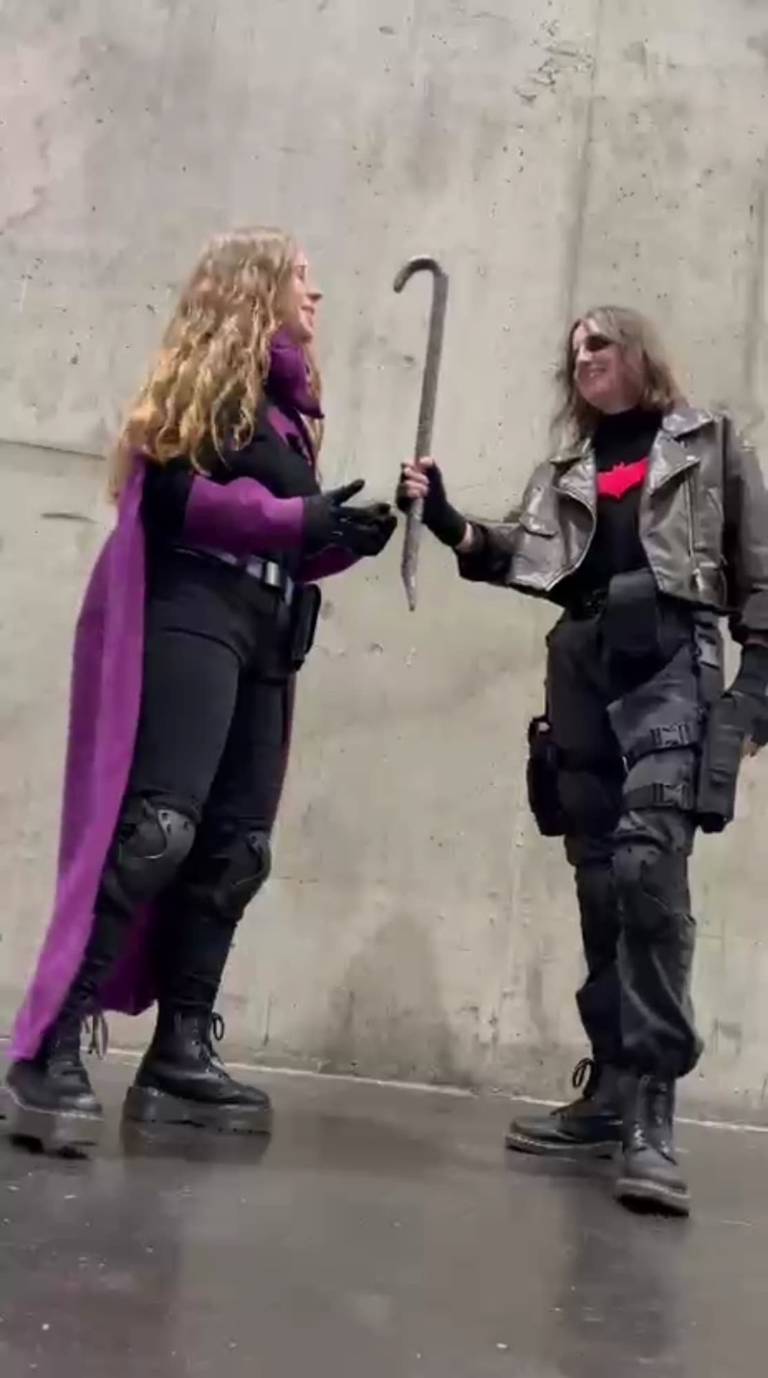 Red Hood x Spoiler - Photo 2