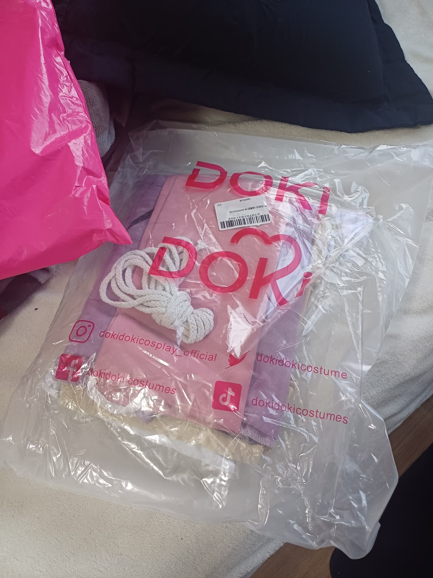 Gen Asagiri - Photo 8