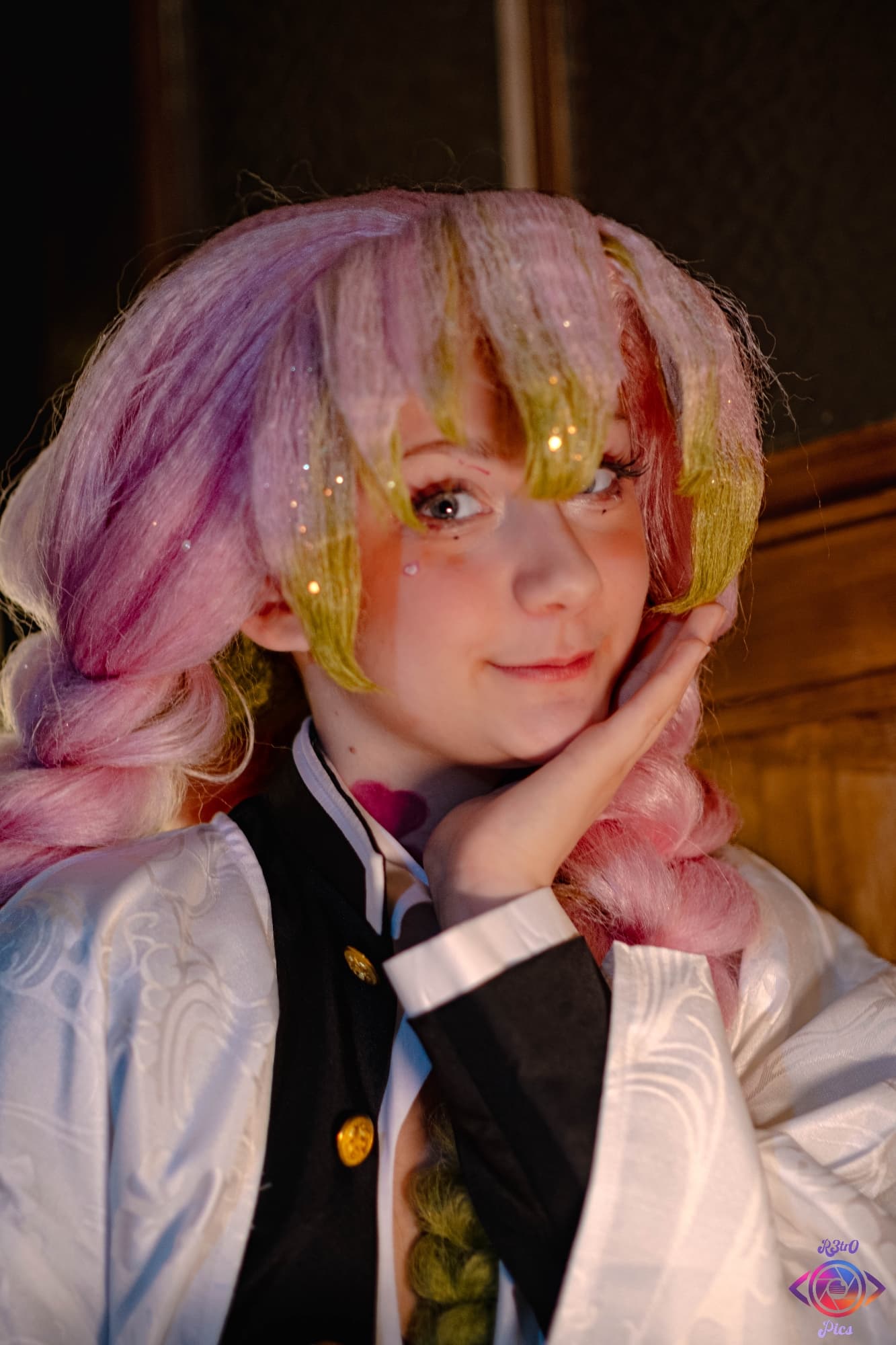 Mitsuri Kanroji - Photo 35