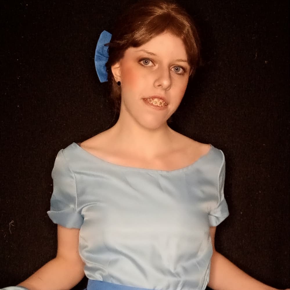Wendy Darling - Peter Pan cosplay photoshoot cover