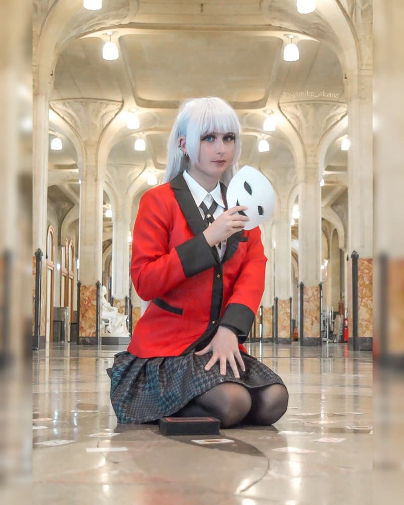 Ririka Momobami - Photo 1