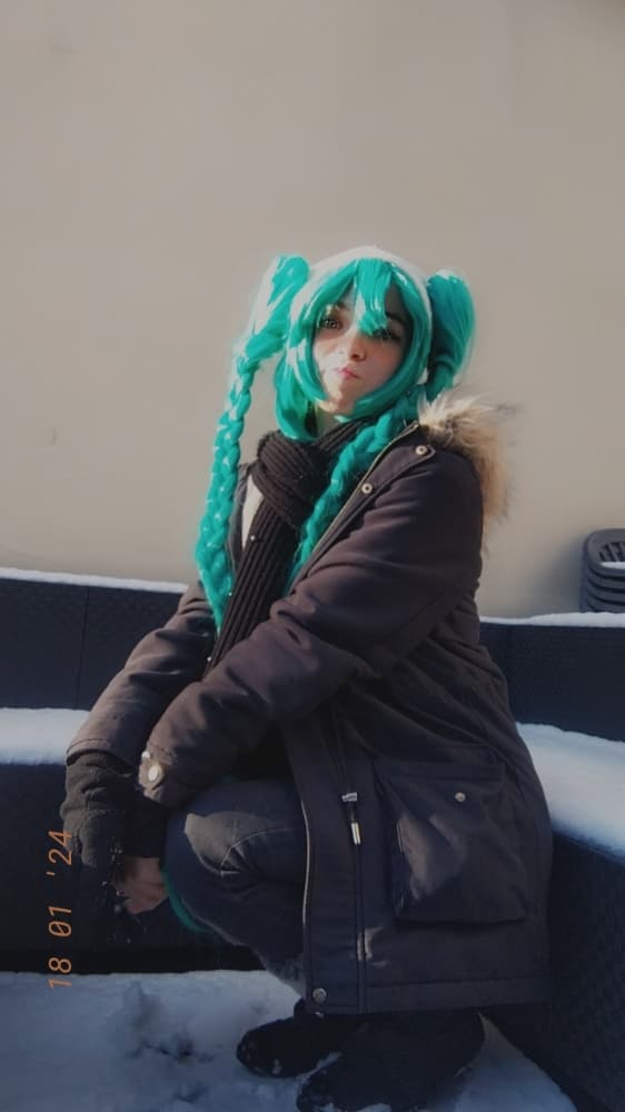 Miku snow casual cos - Photo 10