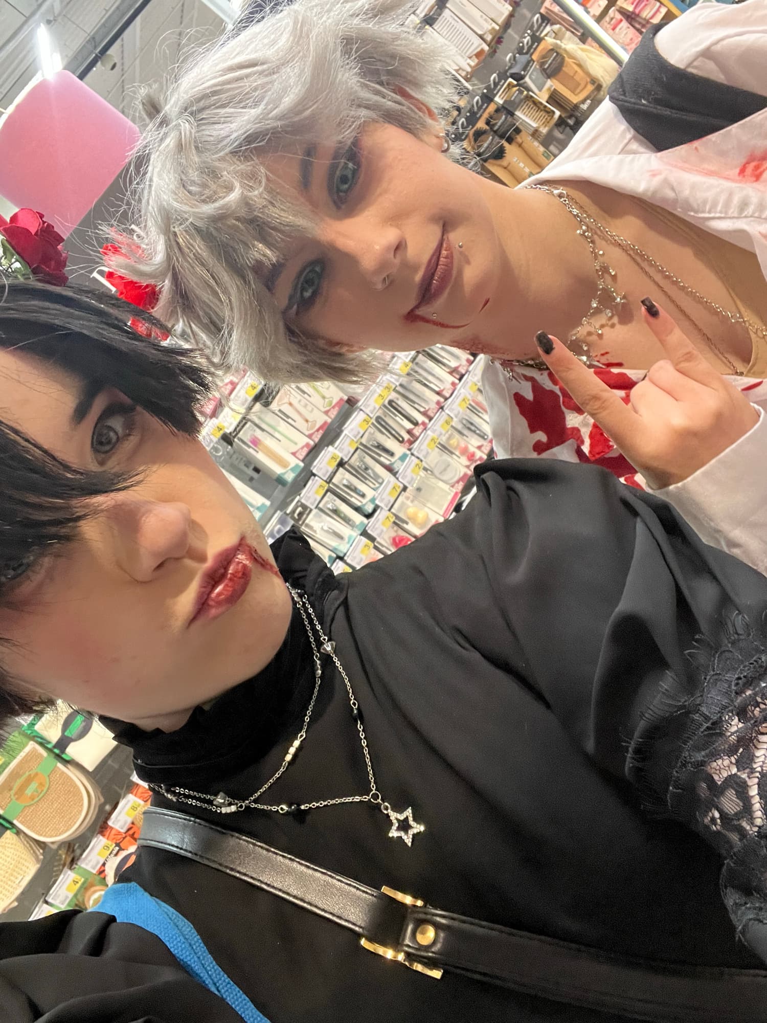 Ivan & Till - Photo 3