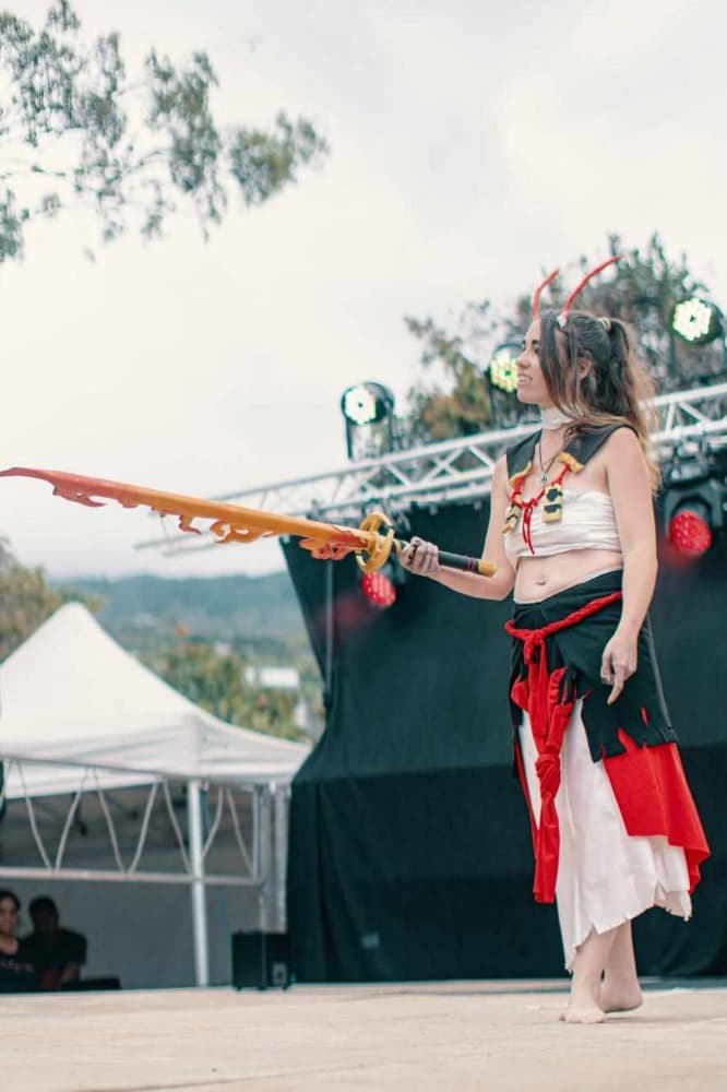 Crimson Yoto  - Photo 1