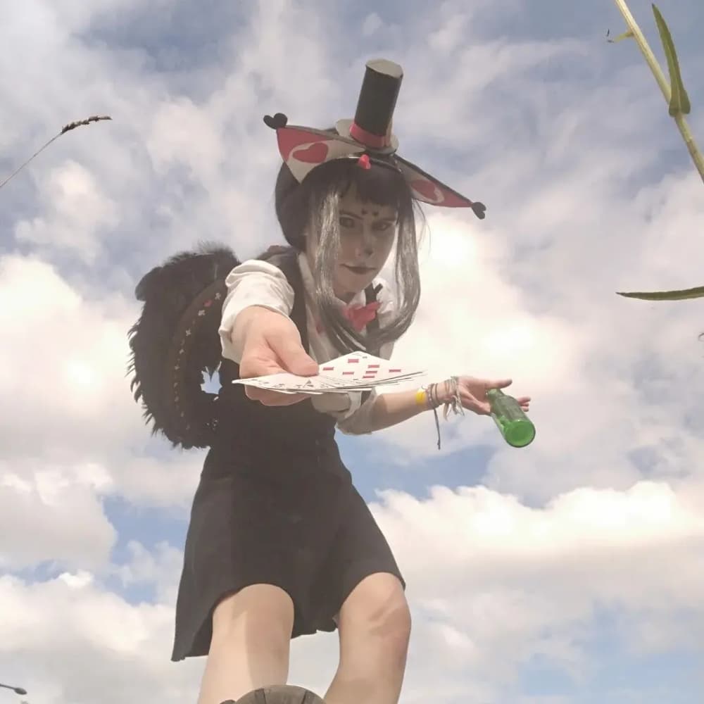 husk ( hazbin hôtel) - Photo 3