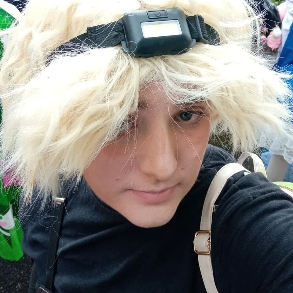 Aiden - Watch Dogs cosplay photoshoot cover