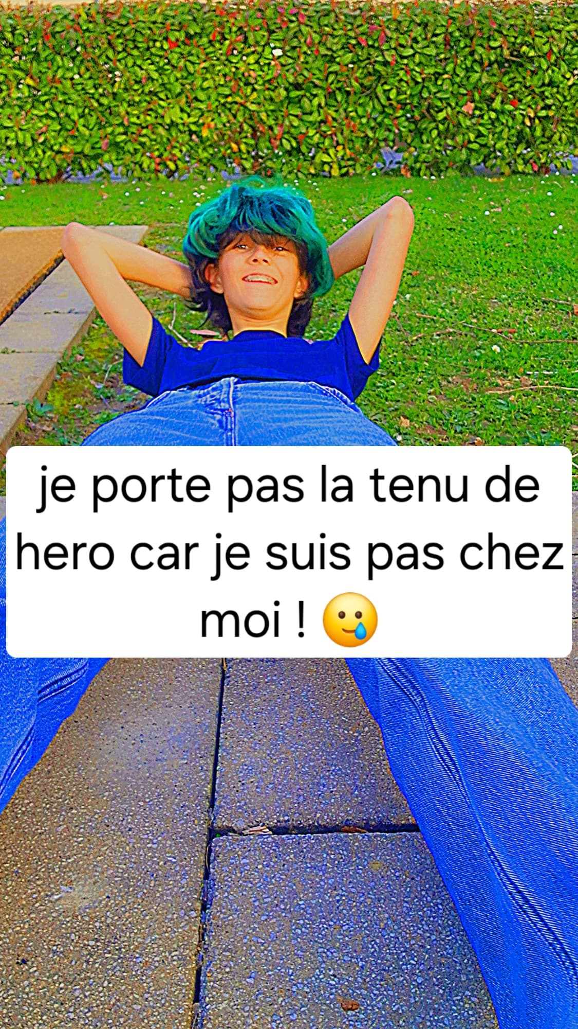 Izuku en tenu de vil - Photo 3