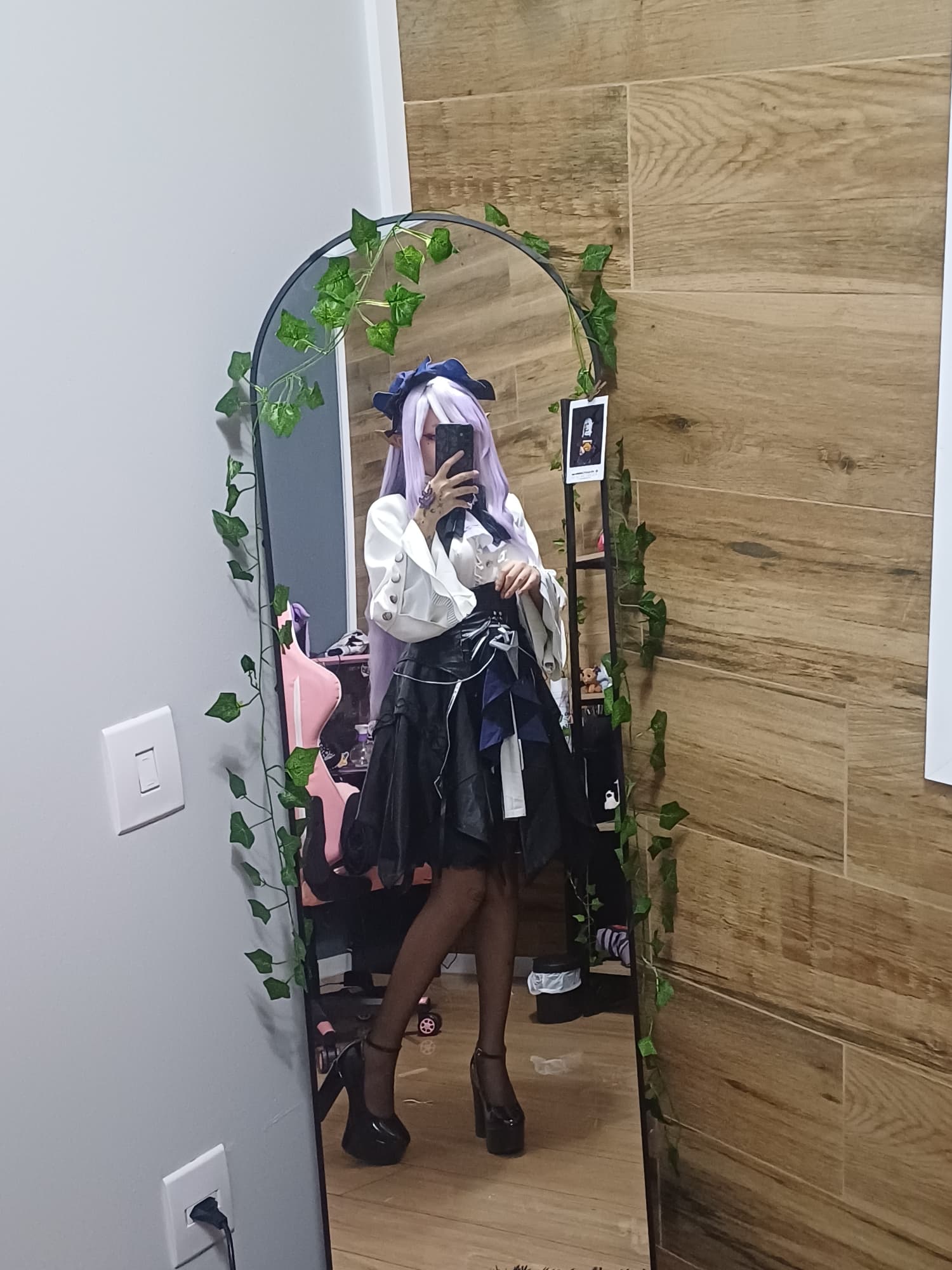 Vivian 2025 - Photo 3