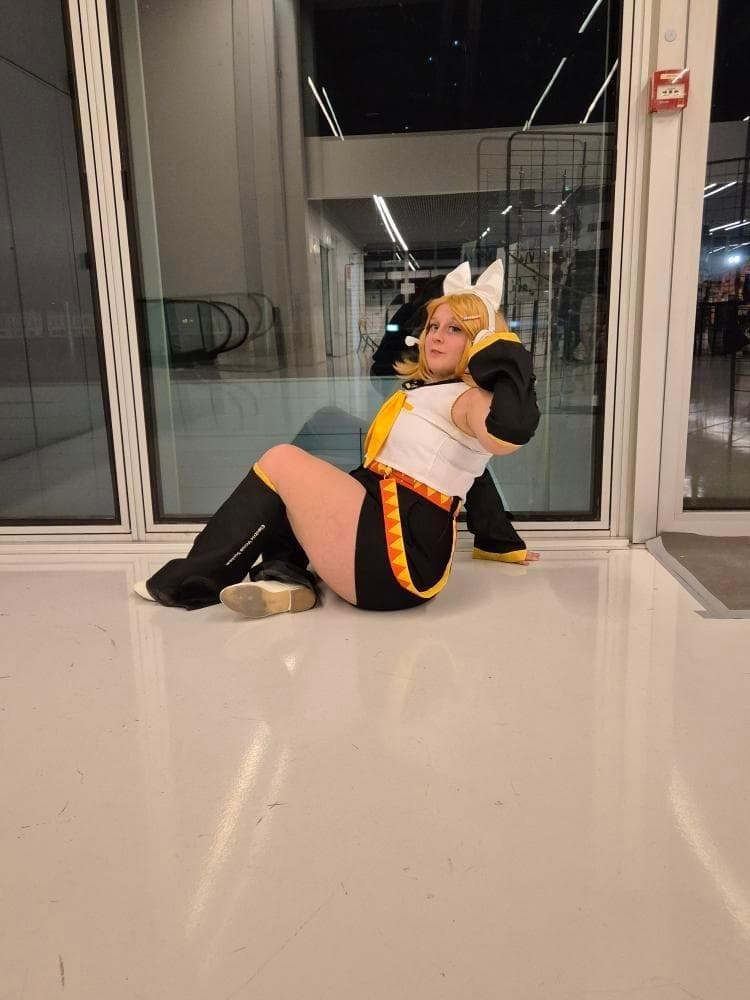 Rin Kagamine  - Photo 15