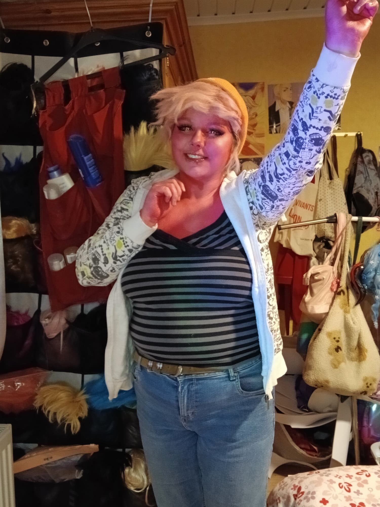 Mina ashido casual - Photo 2