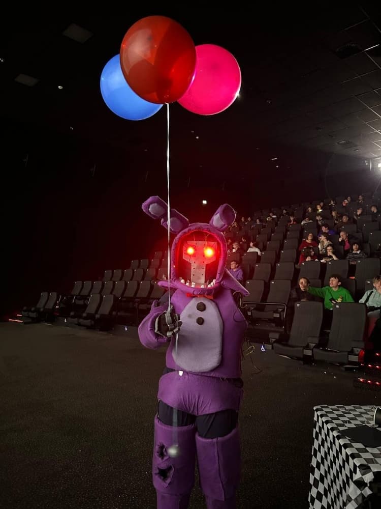 Withered Bonnie  - Photo 2