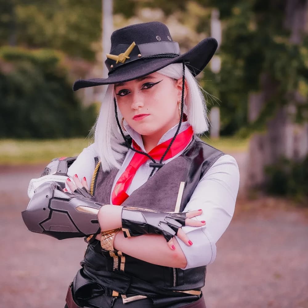 Elizabeth Ashe — OW - Photo 5