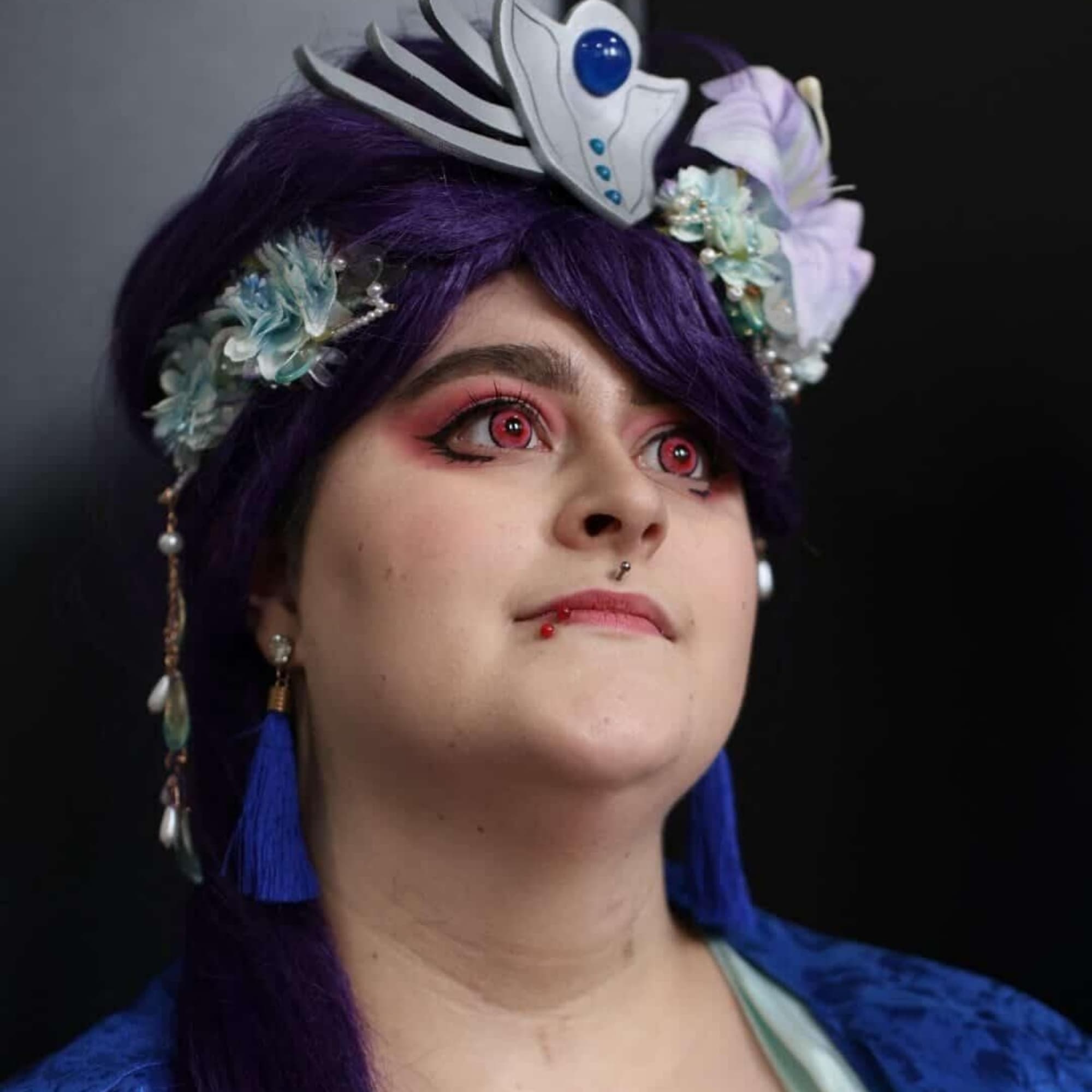 Lihua - The Apothecary Diaries cosplay photoshoot cover