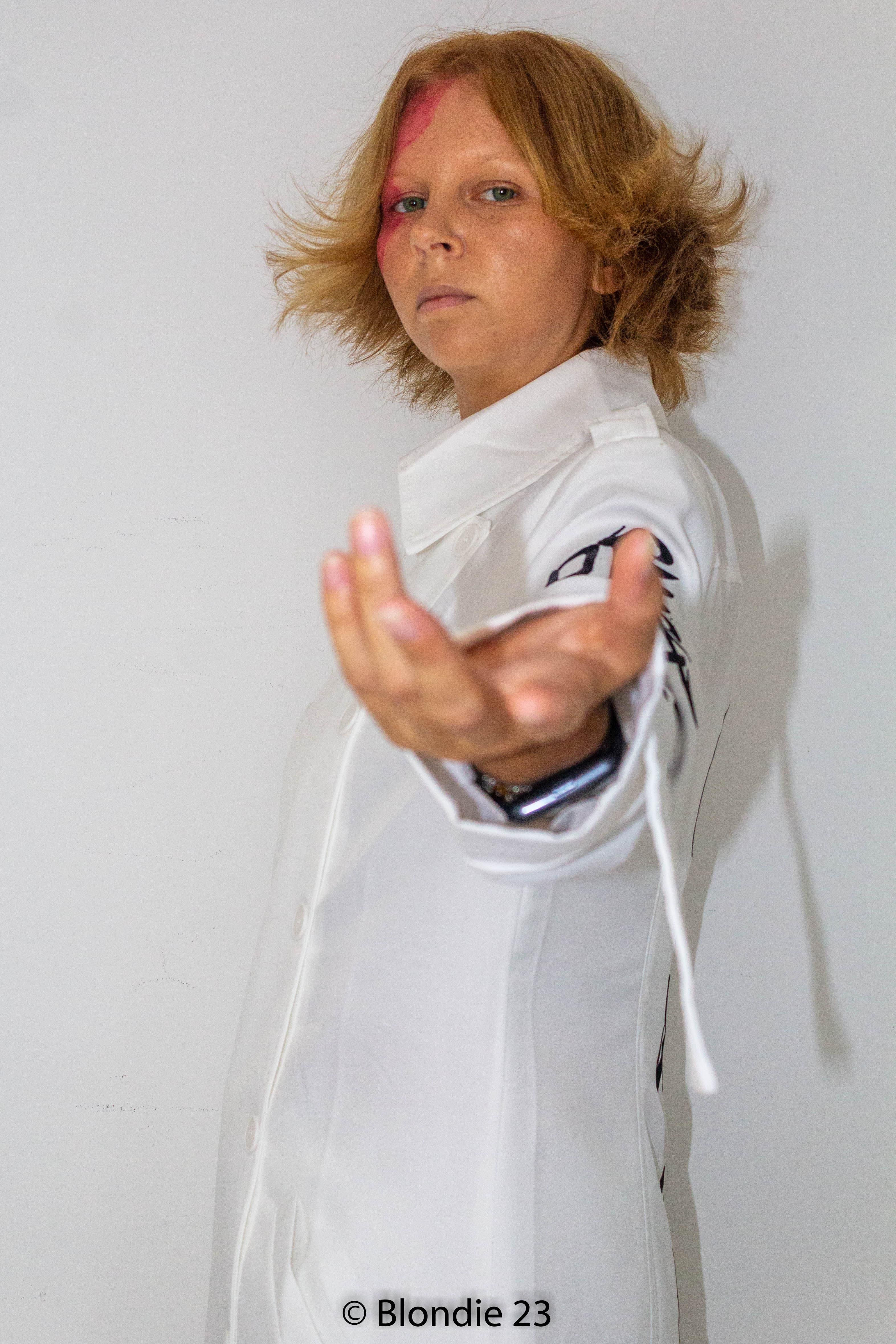 Shooting All Alone 3 - Photo 10