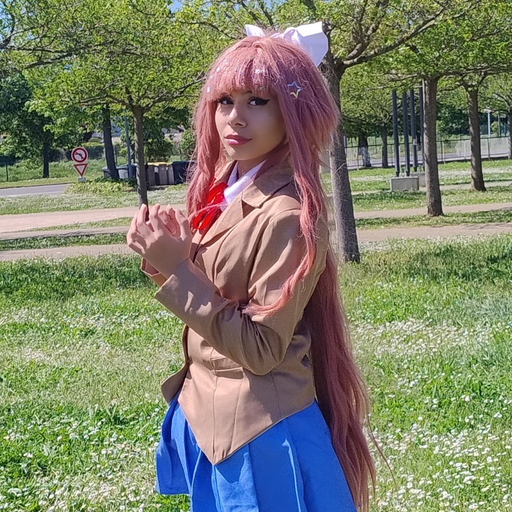 Monika - Doki Doki Literature Club! cosplay photoshoot cover