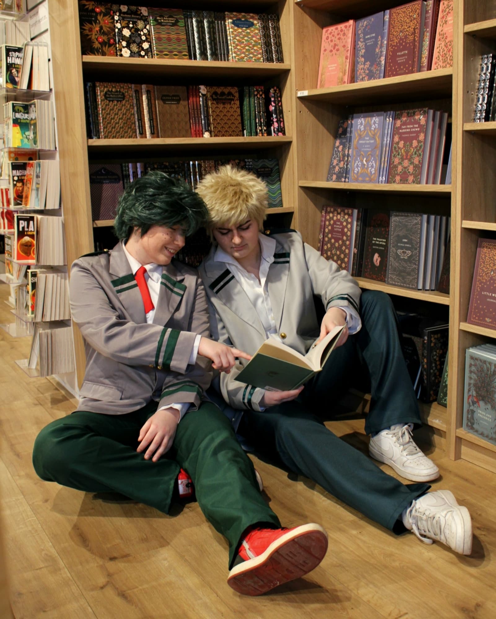 School Uniform - Photo 5