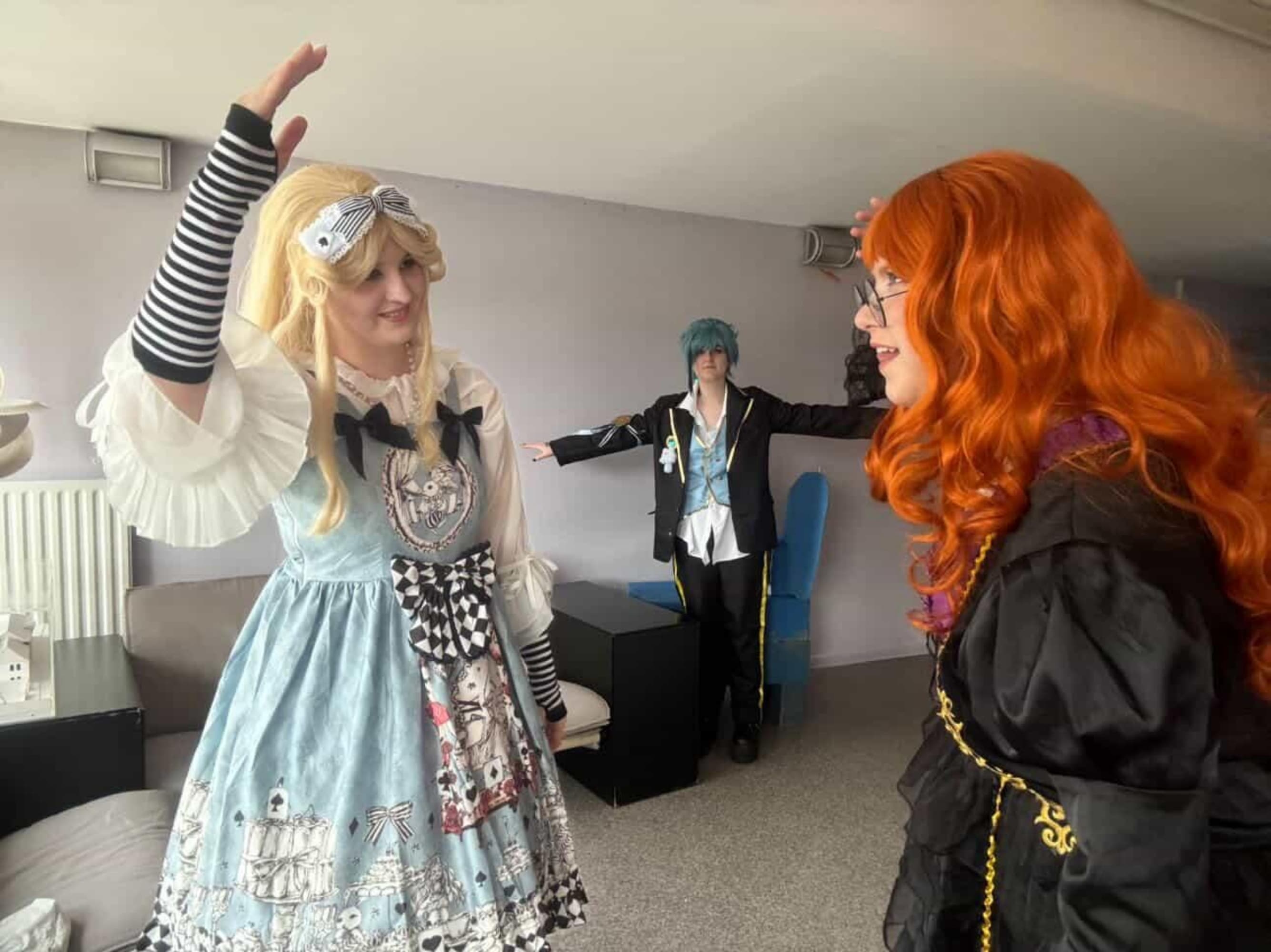 Alice  - Photo 5
