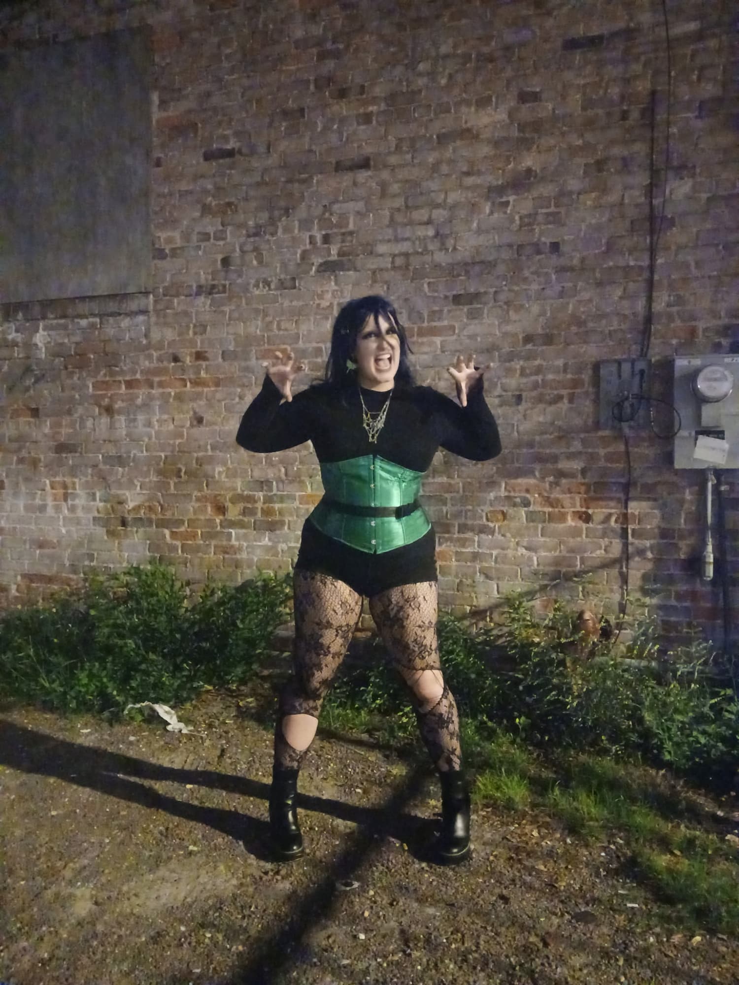 Queen Chrysalis - Photo 5