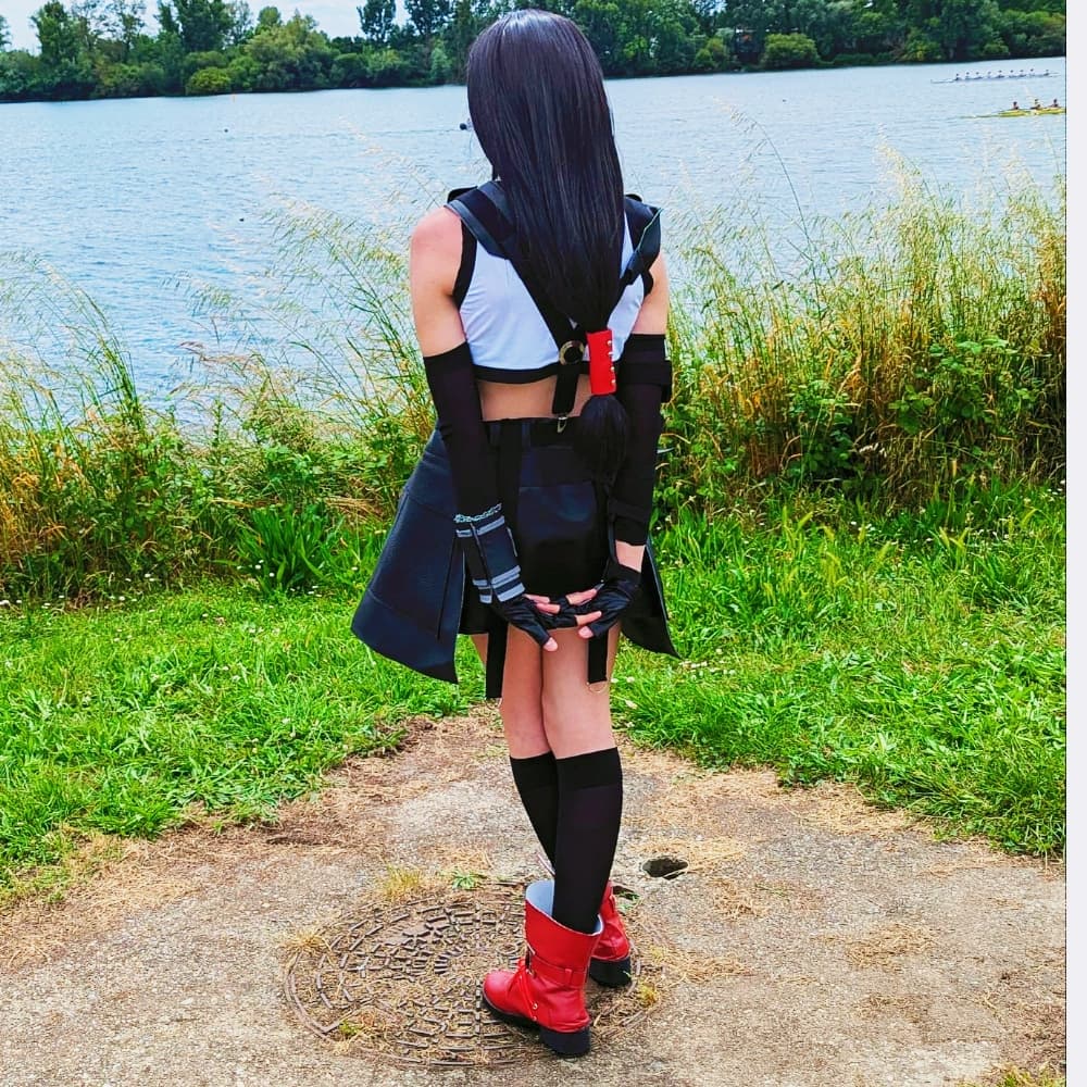Tifa Lockhart - Final Fantasy cosplay photoshoot cover